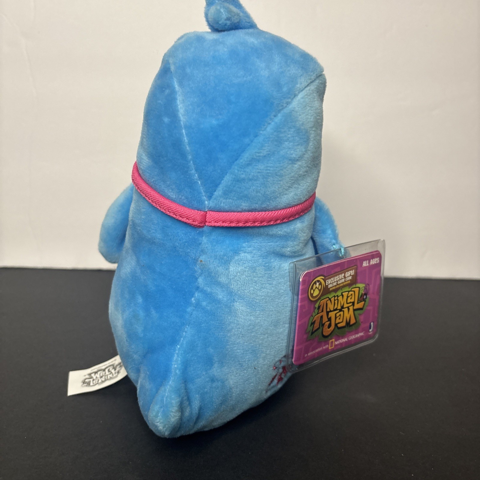 Jazwares Animal Jam Penguin Plush Exclusive Gift Online Game Code 2016