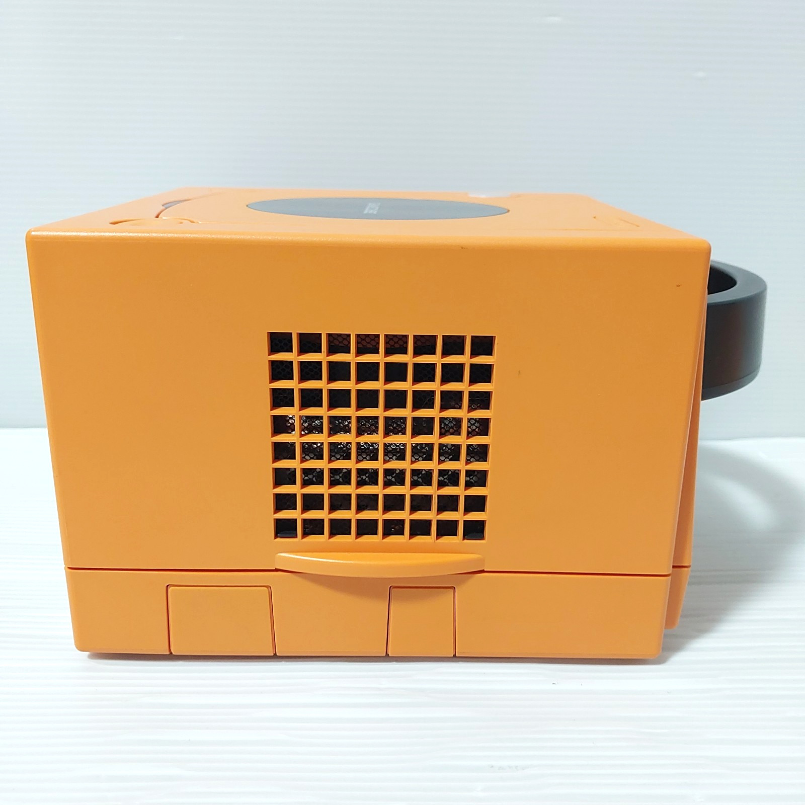Nintendo GameCube Spice Orange Console with Gameboy player Region Free Japan