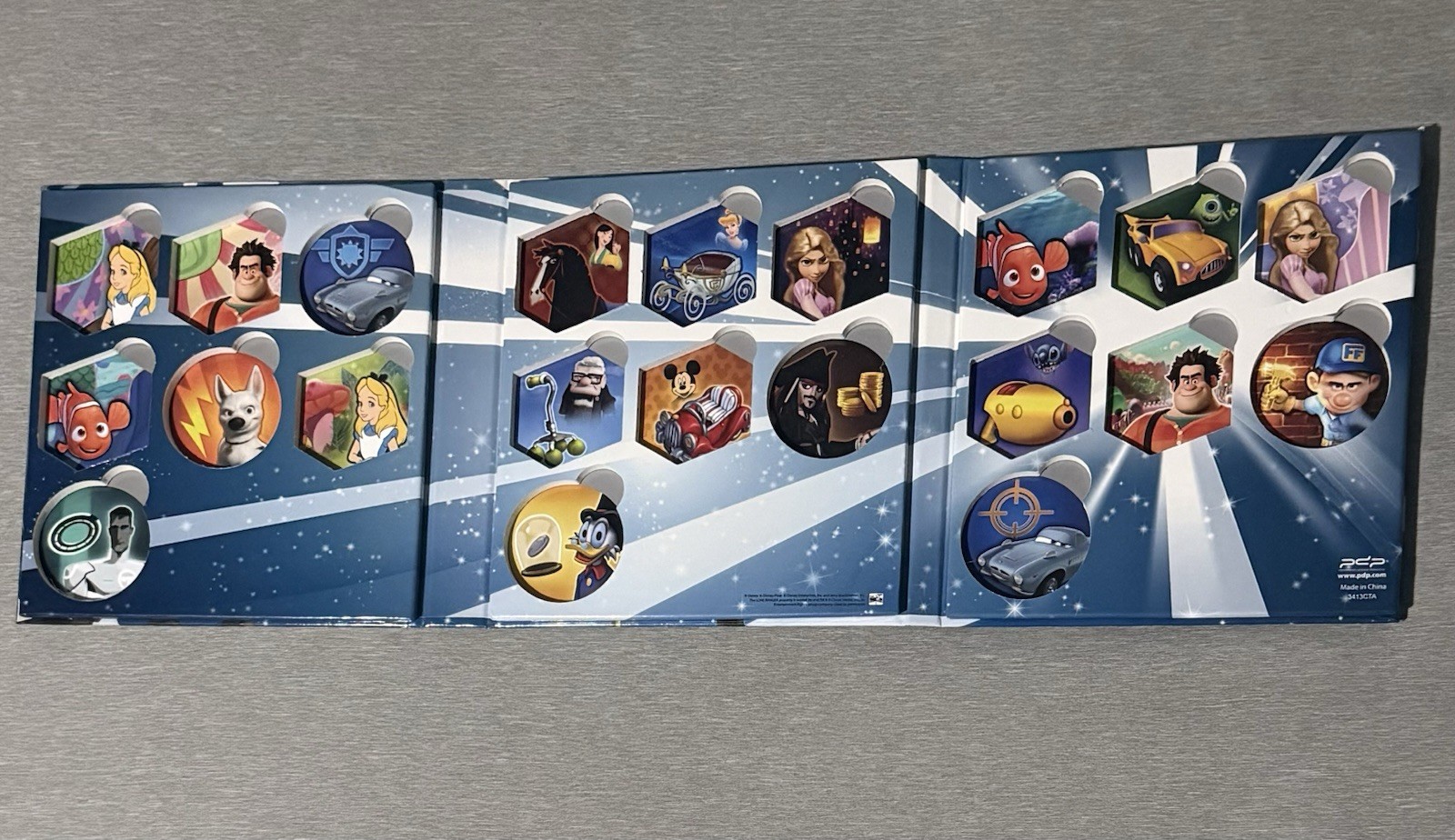 Disney Infinity Messenger Bag w/ Power Disc Book, Power Discs & Character Cards