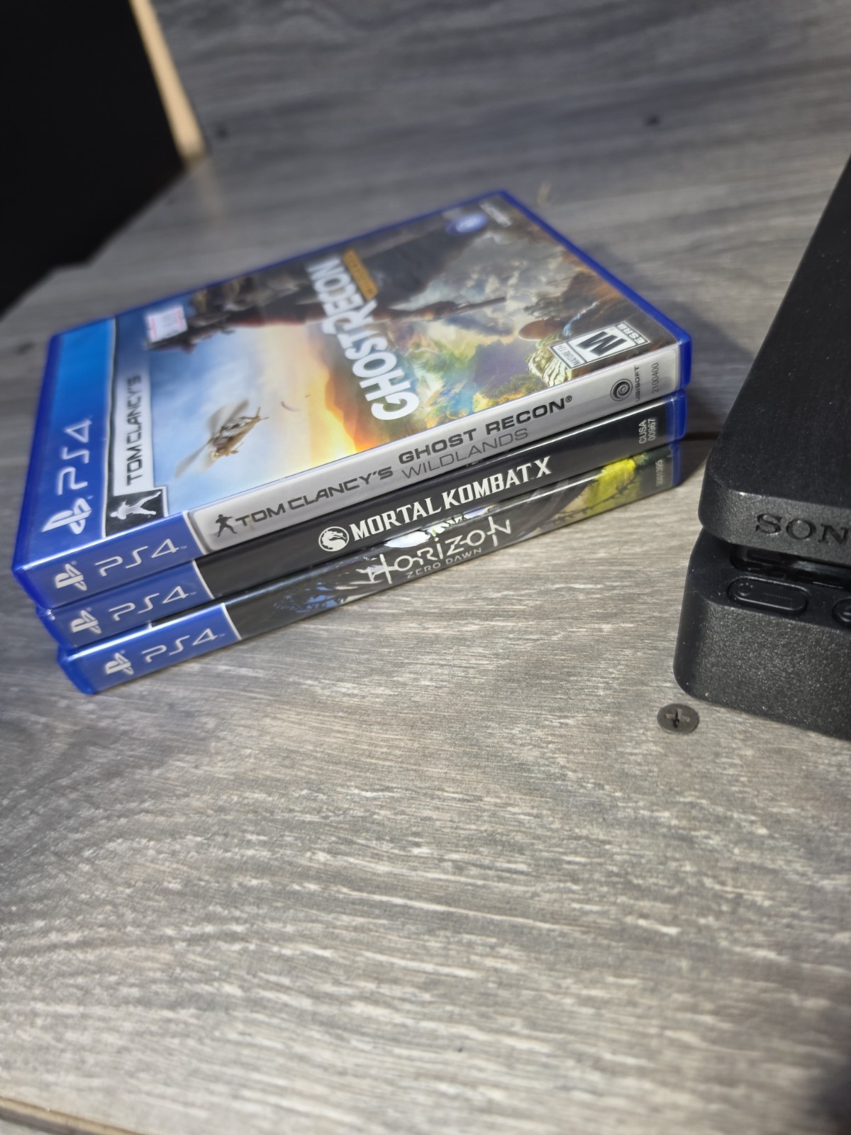 SONY PLAYSTATION 4 PS4 CUH-2215B 1 TB CONSOLE 3 GAME BUNDLE W CONTROLLER & CORD