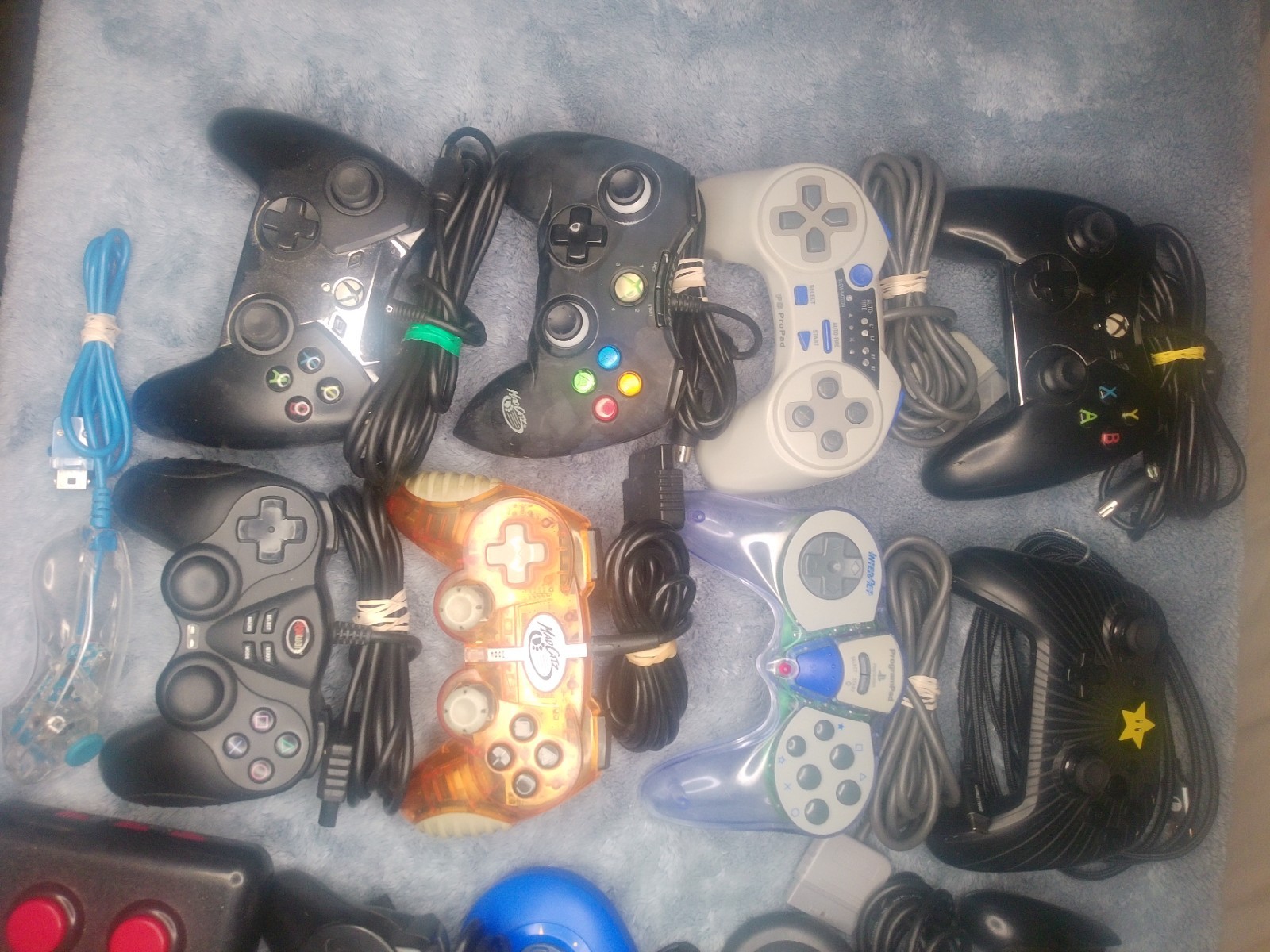 Lot of 19 Assorted Third Party XBOX one, Switch, PS2, NES, SNES , WII Tested