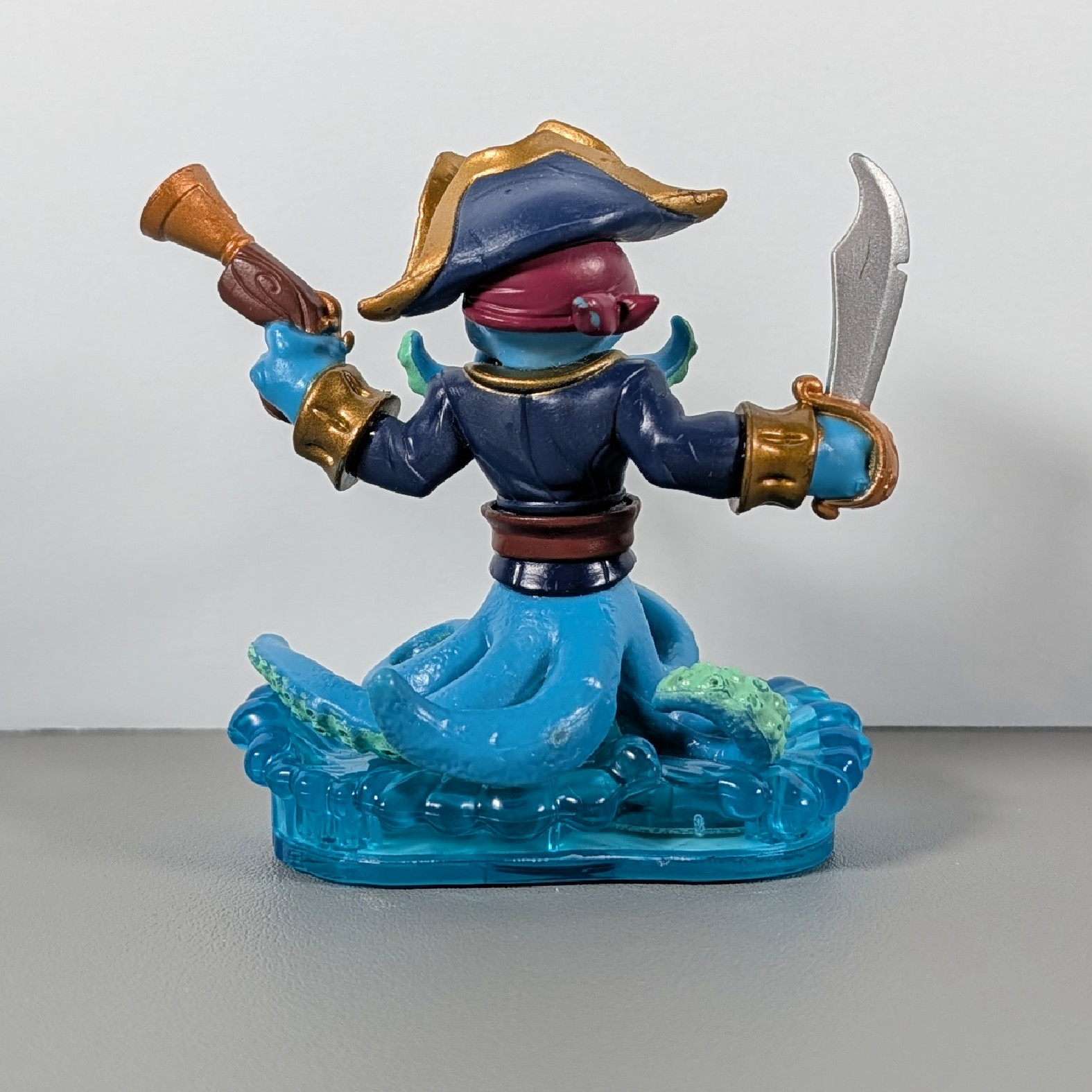 Skylanders Swap Force Figure – Wash Buckler (Blue Base)