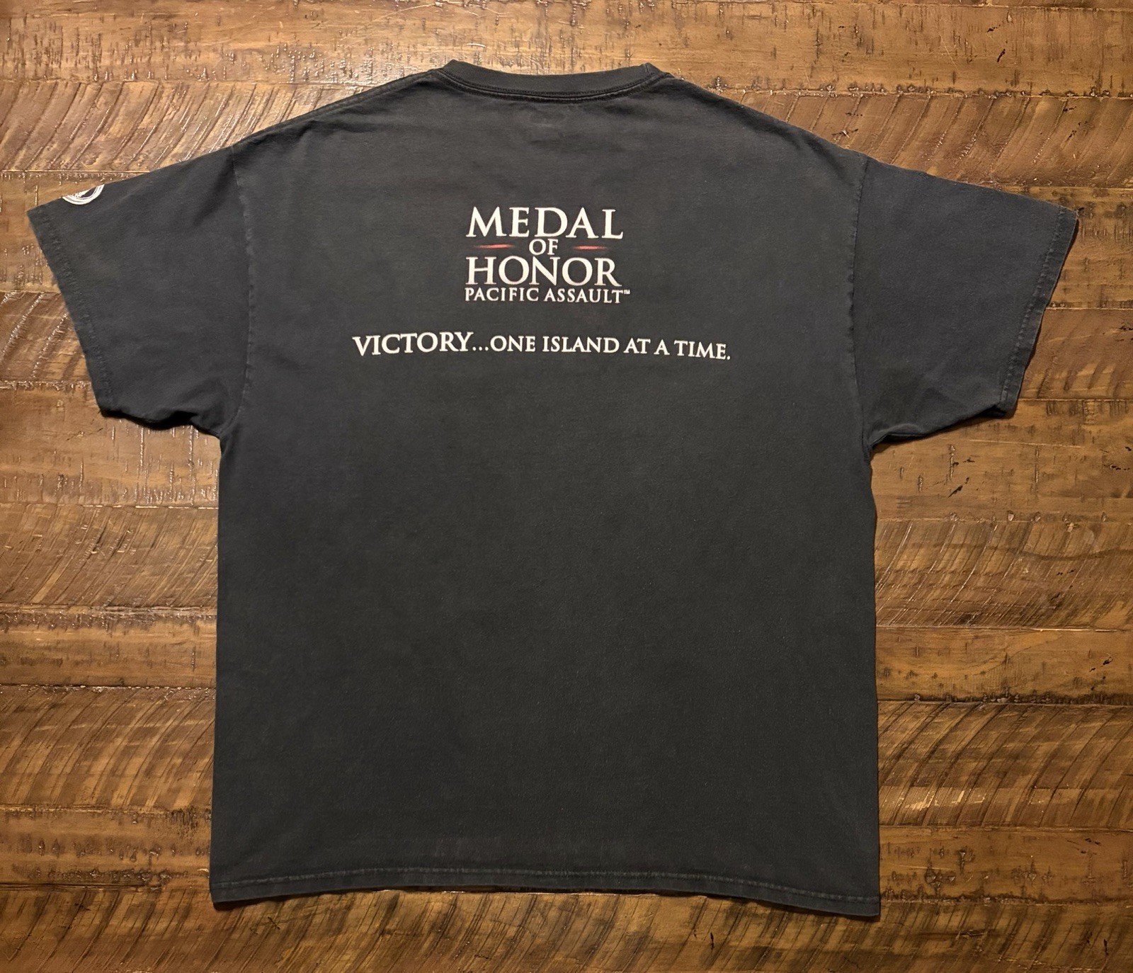 Vintage Medal of Honor Pacific Assault Promo Tee EA PC Game Double Sided L 2004