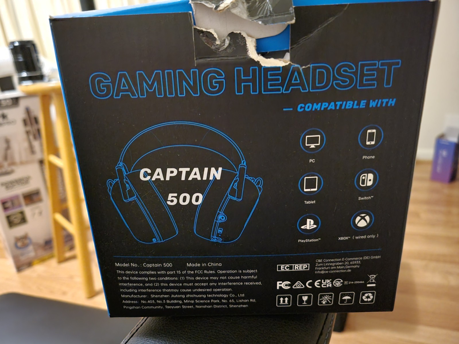 Captain 500 Gaming Headset Double Ear-Cup Boom Mic 3.5mm Jack Black/White