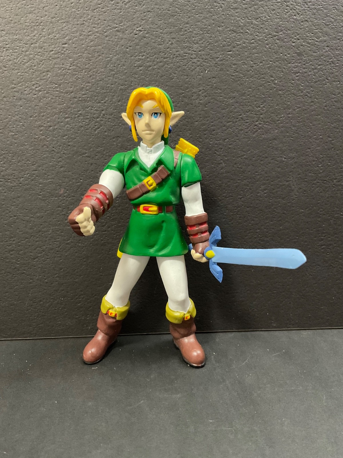 The Legend Of Zelda Ocarina Of Time 4.75” LINK Action Figure BD&A 1998 N64 LOOSE