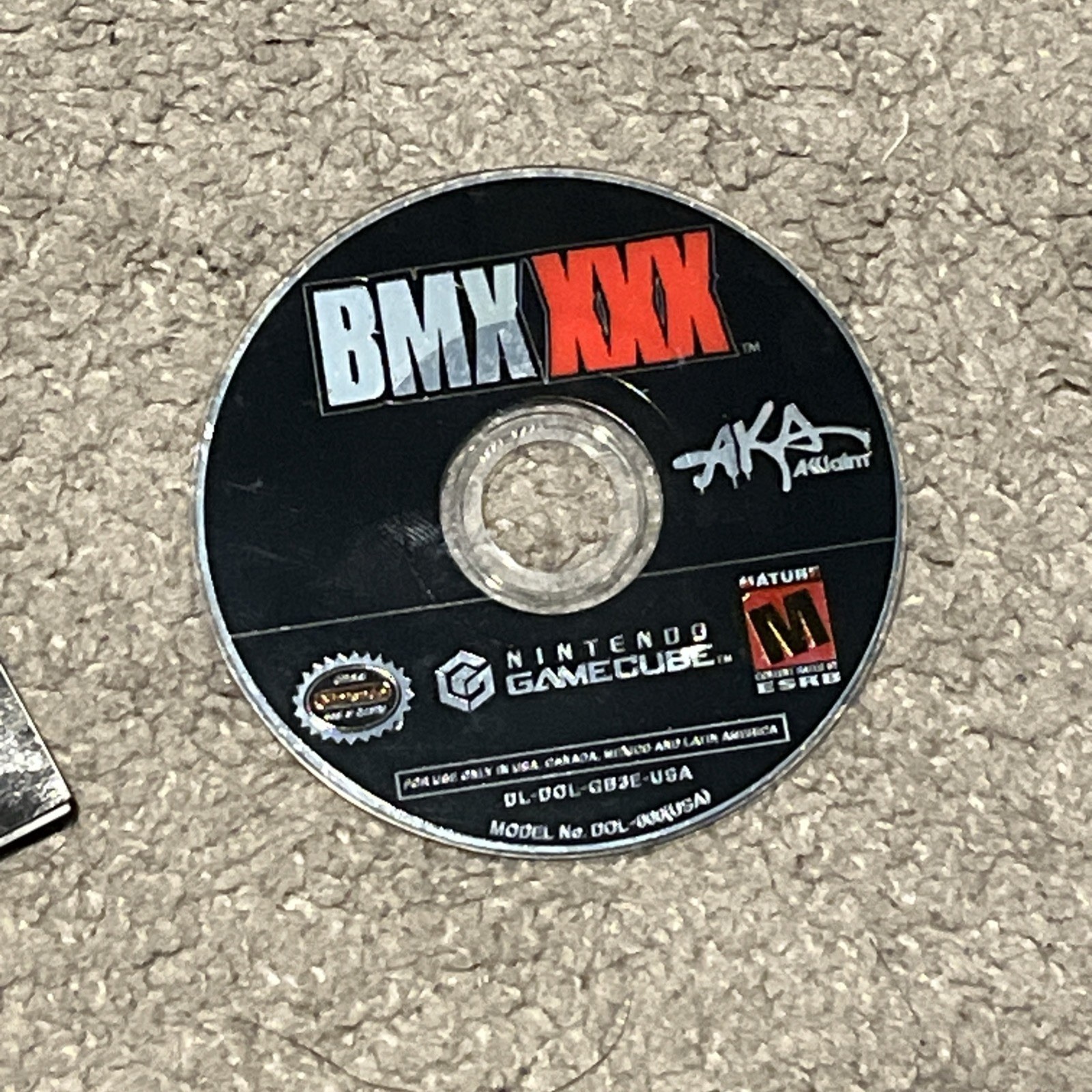 BMX XXX Nintendo Gamecube Complete CIB w/ Poster Manual Reg Card Water Damaged