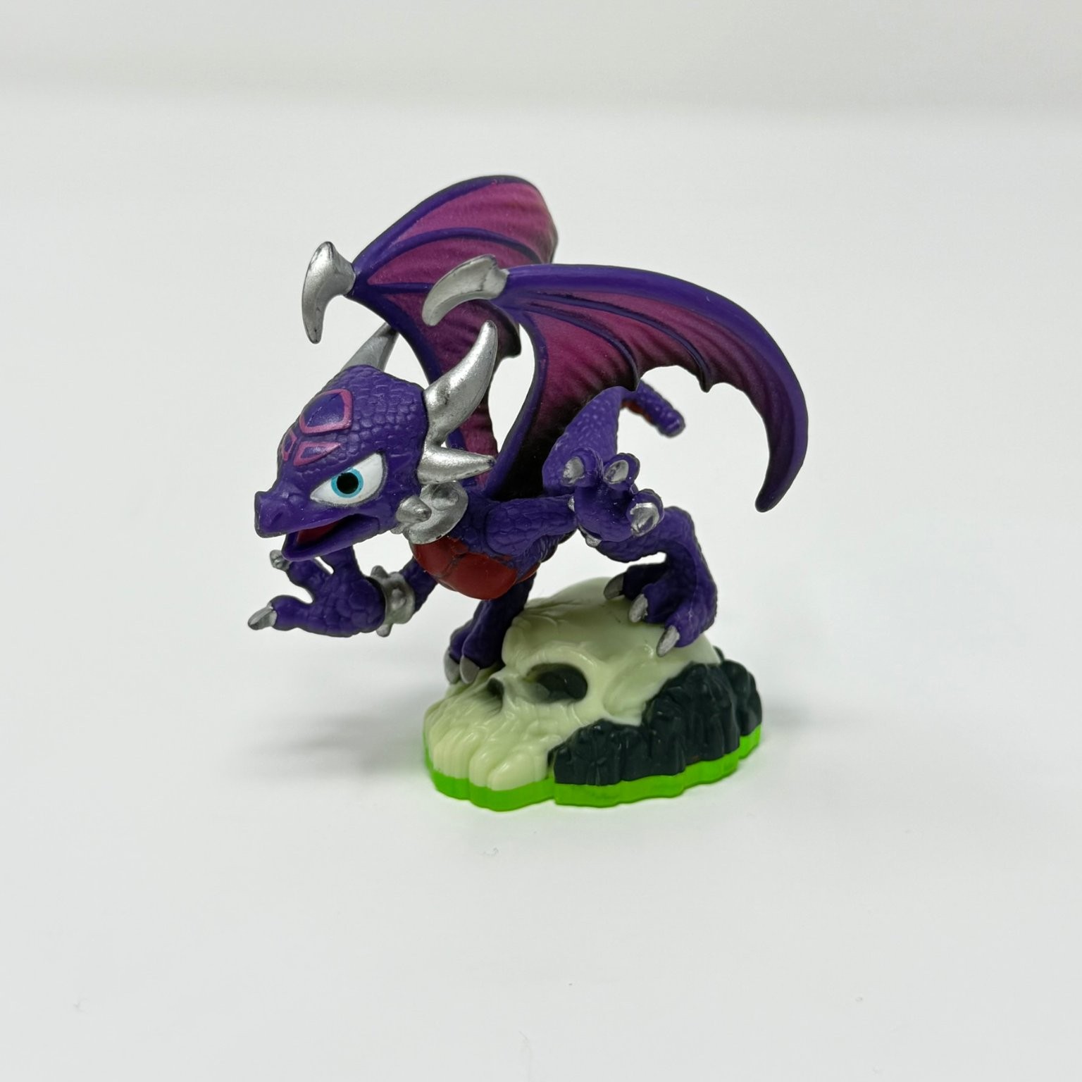 Activision Skylanders Cynder Character Figure Toys to Life Multi-Platform
