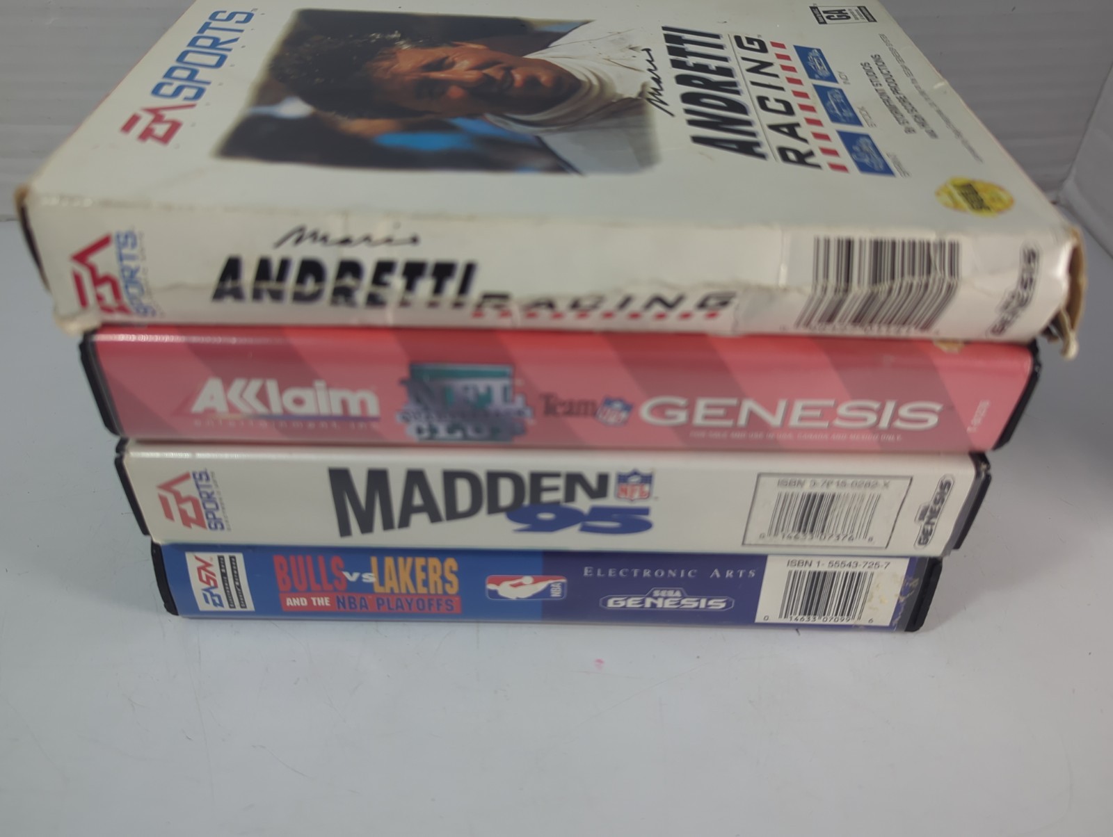 Sega Genesis Lot Of 4 Sports Games In Cases ~ Basketball Racing ~ Football