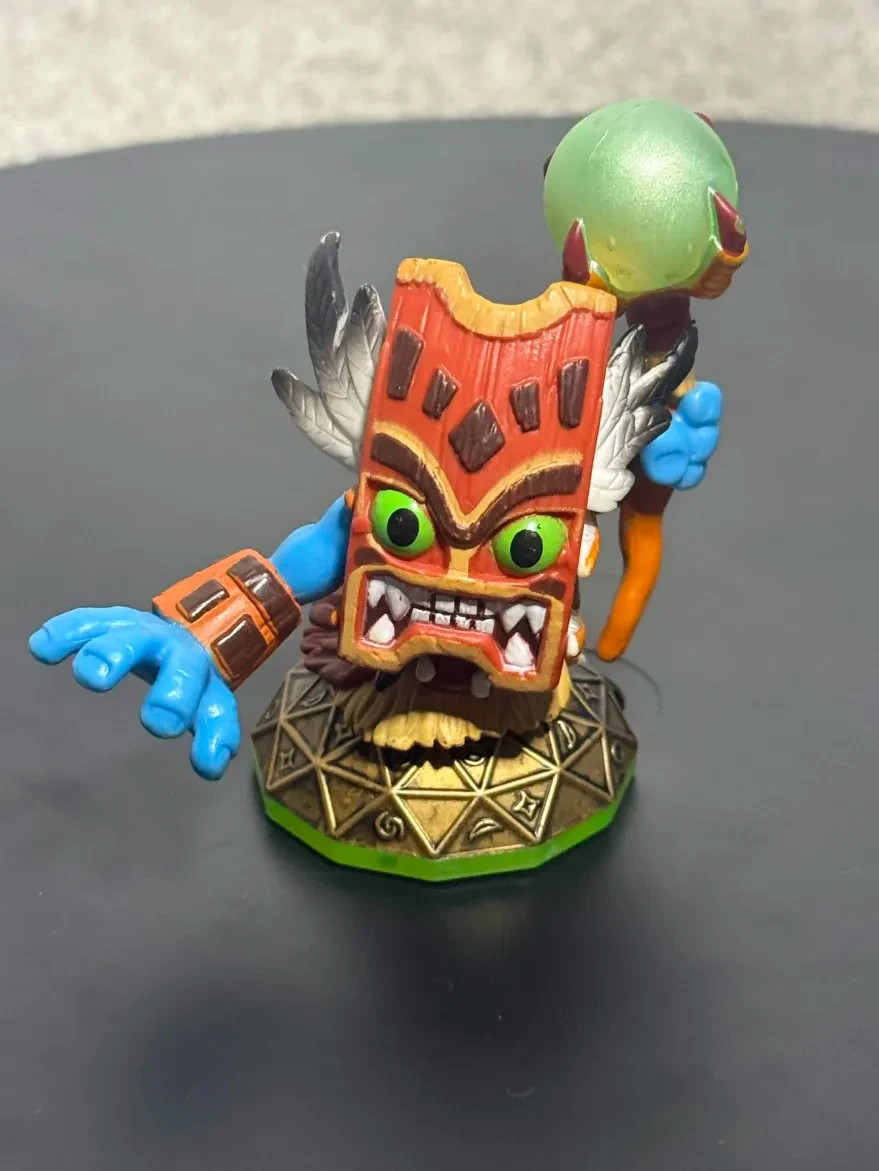 Choose Your Skylander Series 1!