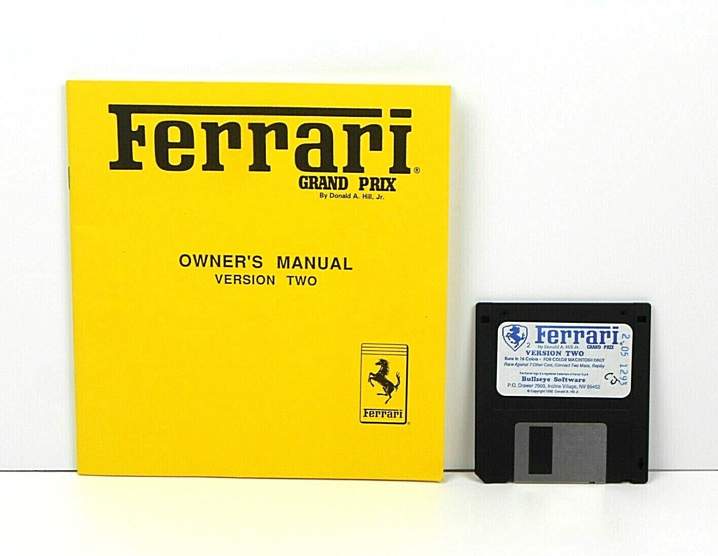 Apple Macintosh Color Ferrari Gran Prix Version 2 Disc/Manual RARE 1992 Bullseye