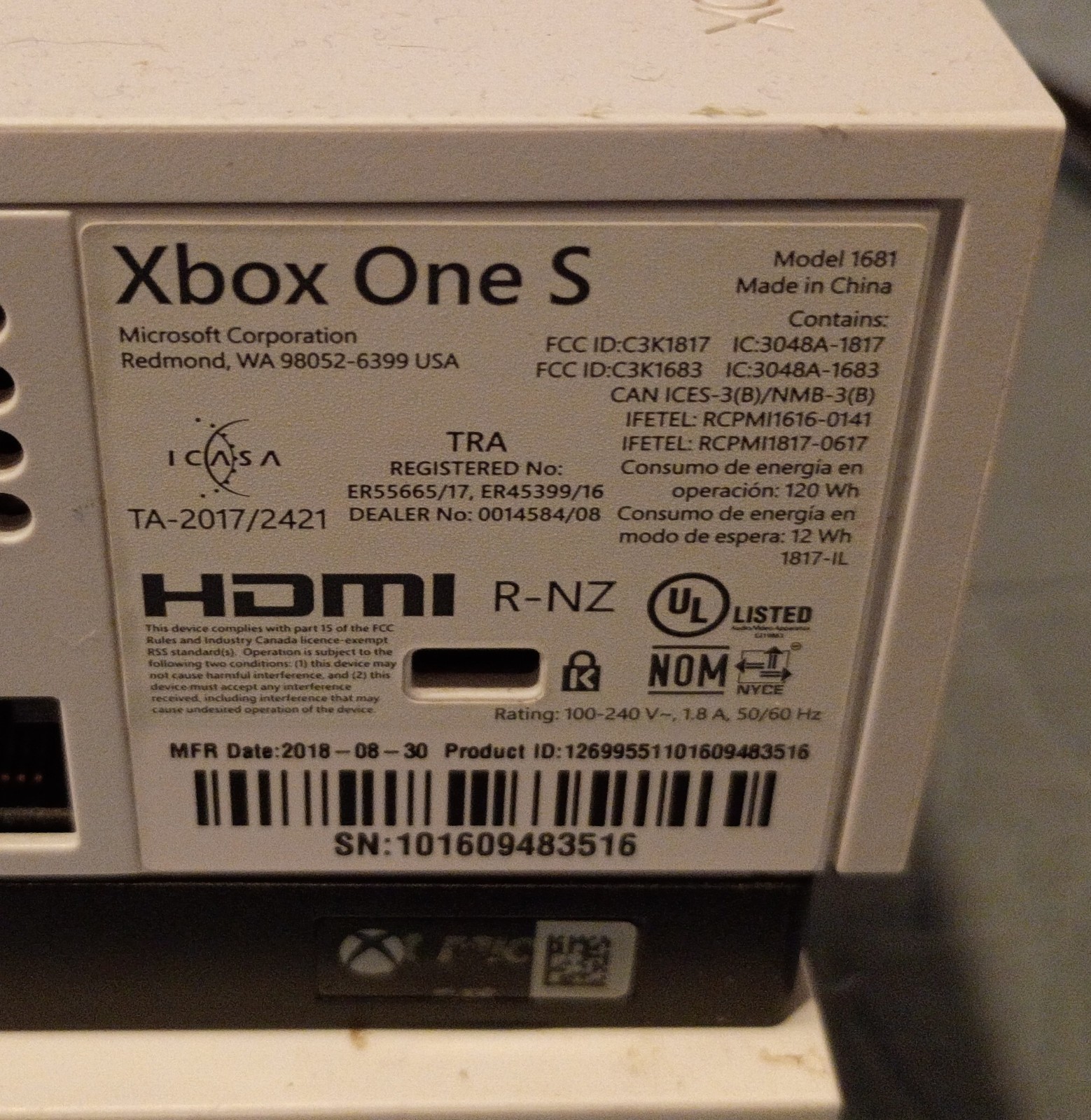 Microsoft Xbox One S Disc Mixed Lot MPN 1681 All-Digital + 7 Controllers 2016