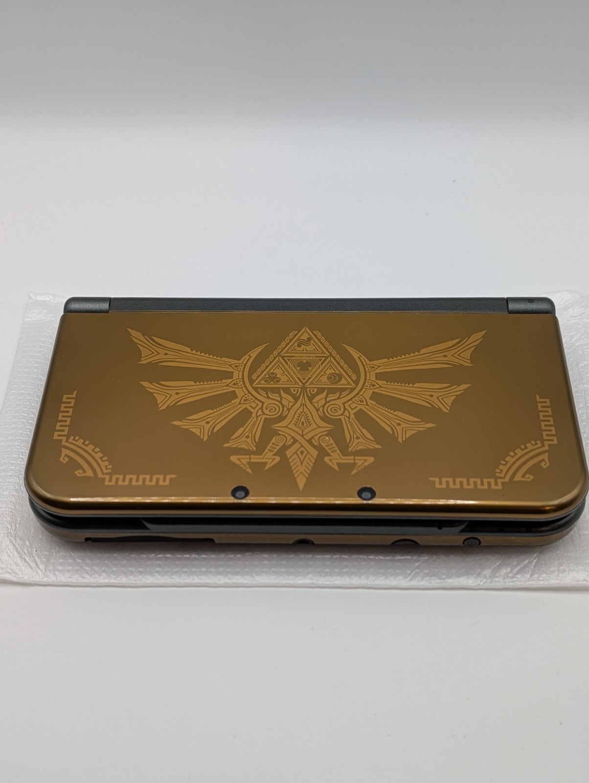New Nintendo 3DS XL Hyrule Edition – Complete In Box Rare Excellent Condition