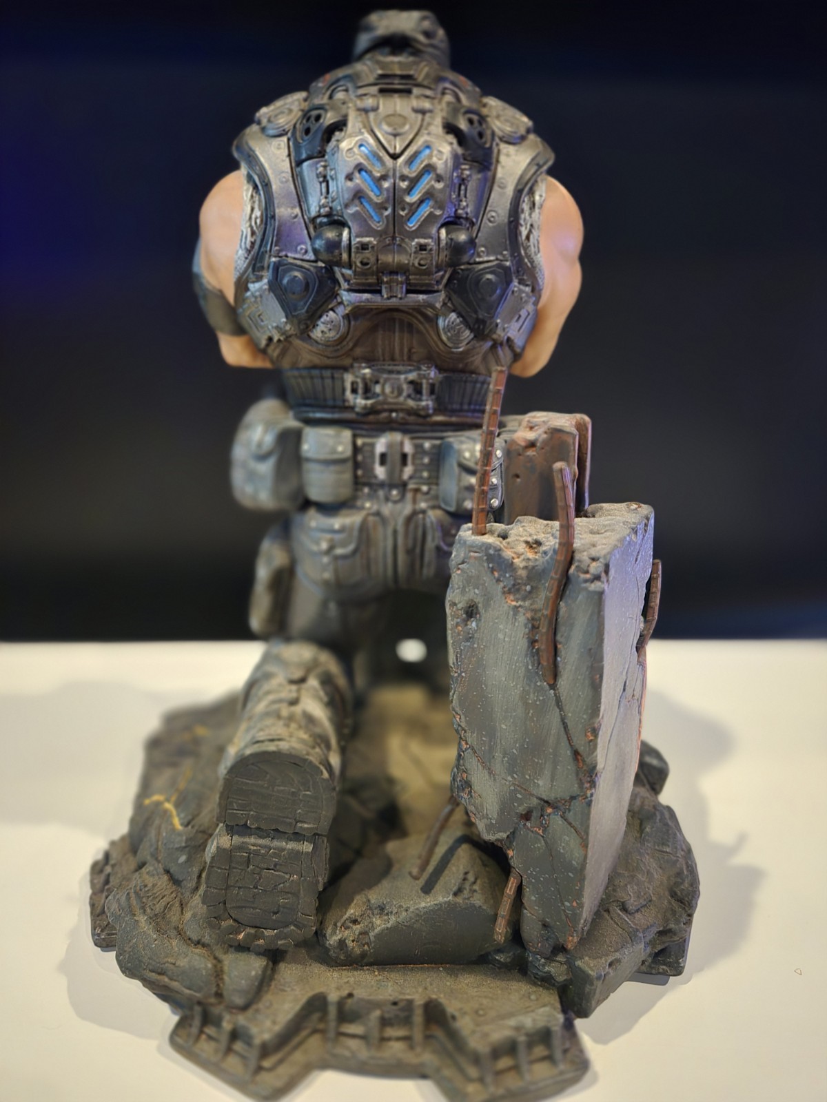 Gears of War 3 Collectors Edition Marcus Fenix Statue