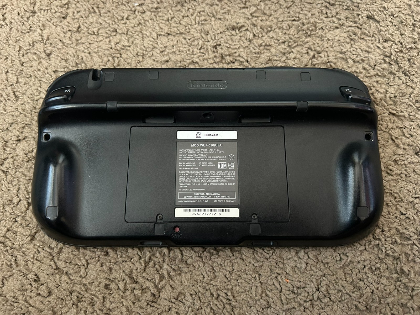 Nintendo Wii U 32GB Console + Super Smash Bros bundle lot black system