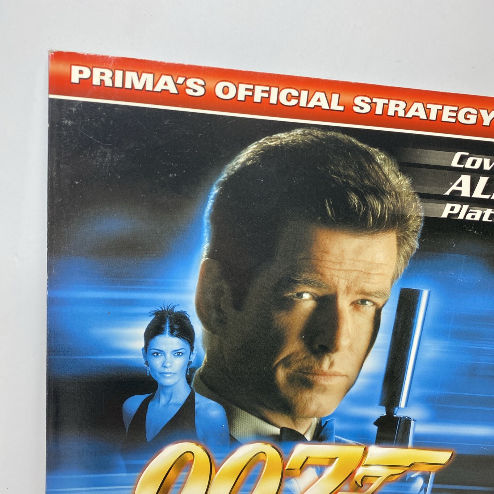 007 Nightfire Prima Official Strategy Guide PC PS2 Xbox Game Cube EA