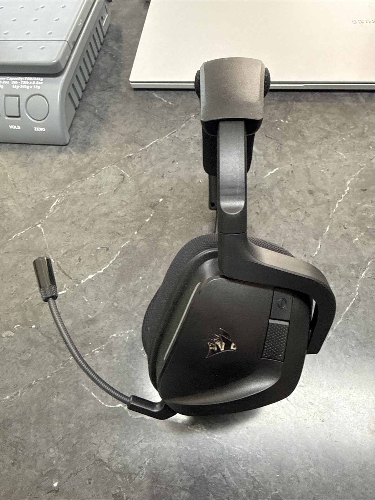 Corsair VOID Wireless V2 Gaming Headset – Bluetooth Or Plug In- No Dongle