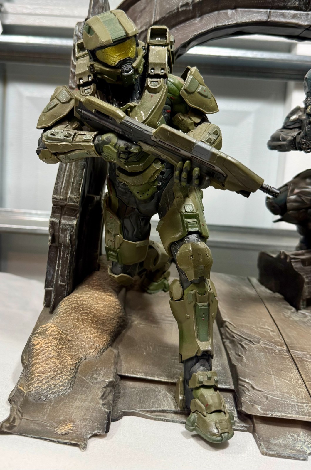 Halo 5 Guardians Limited Collector’s Edition (Microsoft Xbox One) Statue Only
