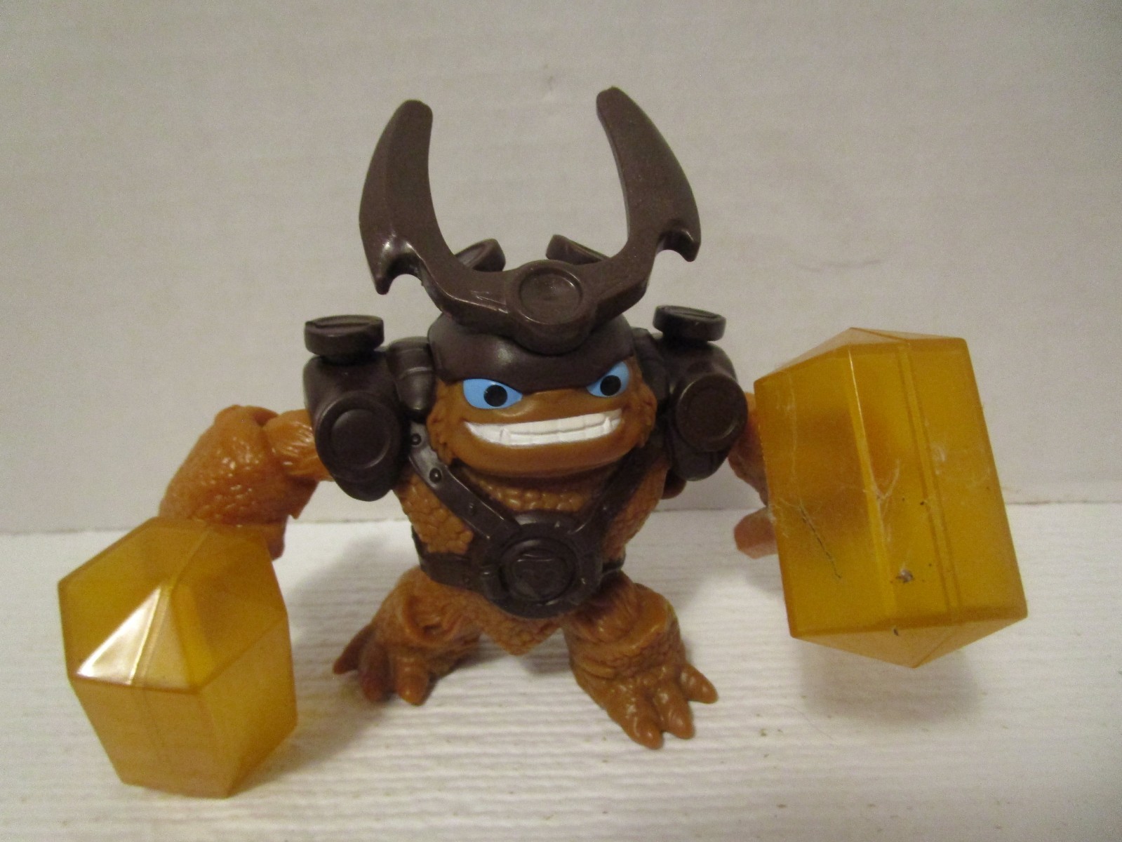 Skylanders Trap Team Wallop McDonalds Action Figure Working Hammer Action