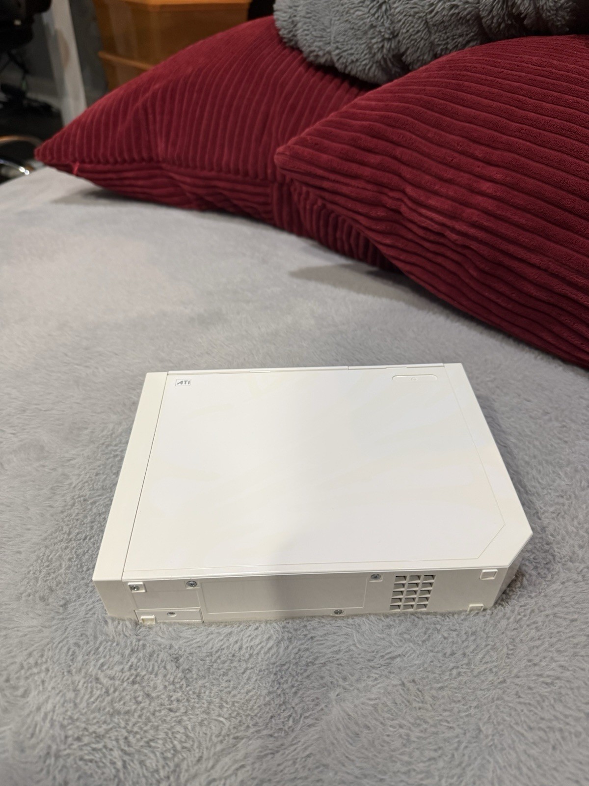 Nintendo Wii RVL-001 512 MB Home Console – White