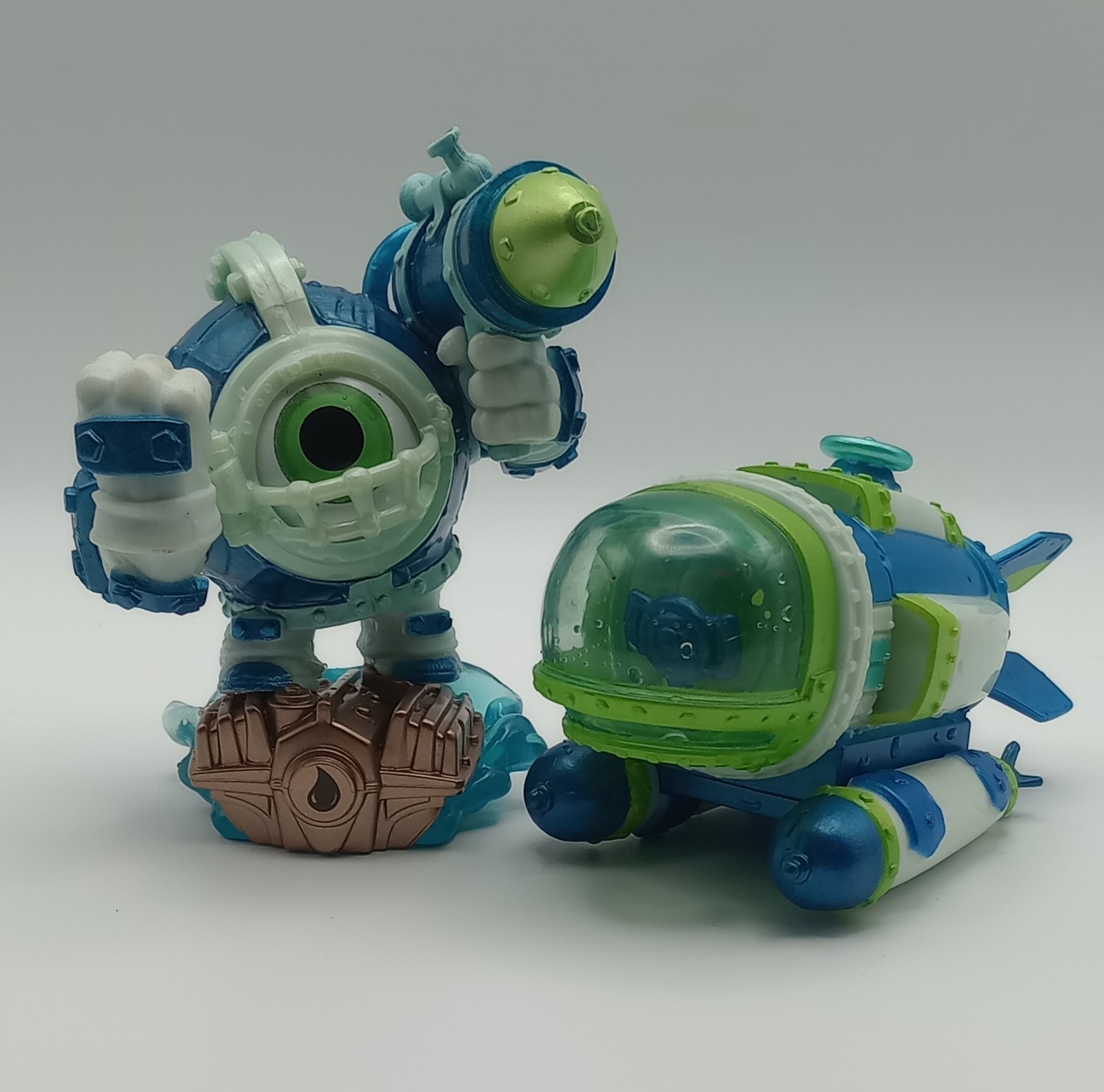 SKYLANDERS SUPERCHARGERS MEGA LOT – 8 MATCHING PAIRS + TROPHIES & LEGENDARY