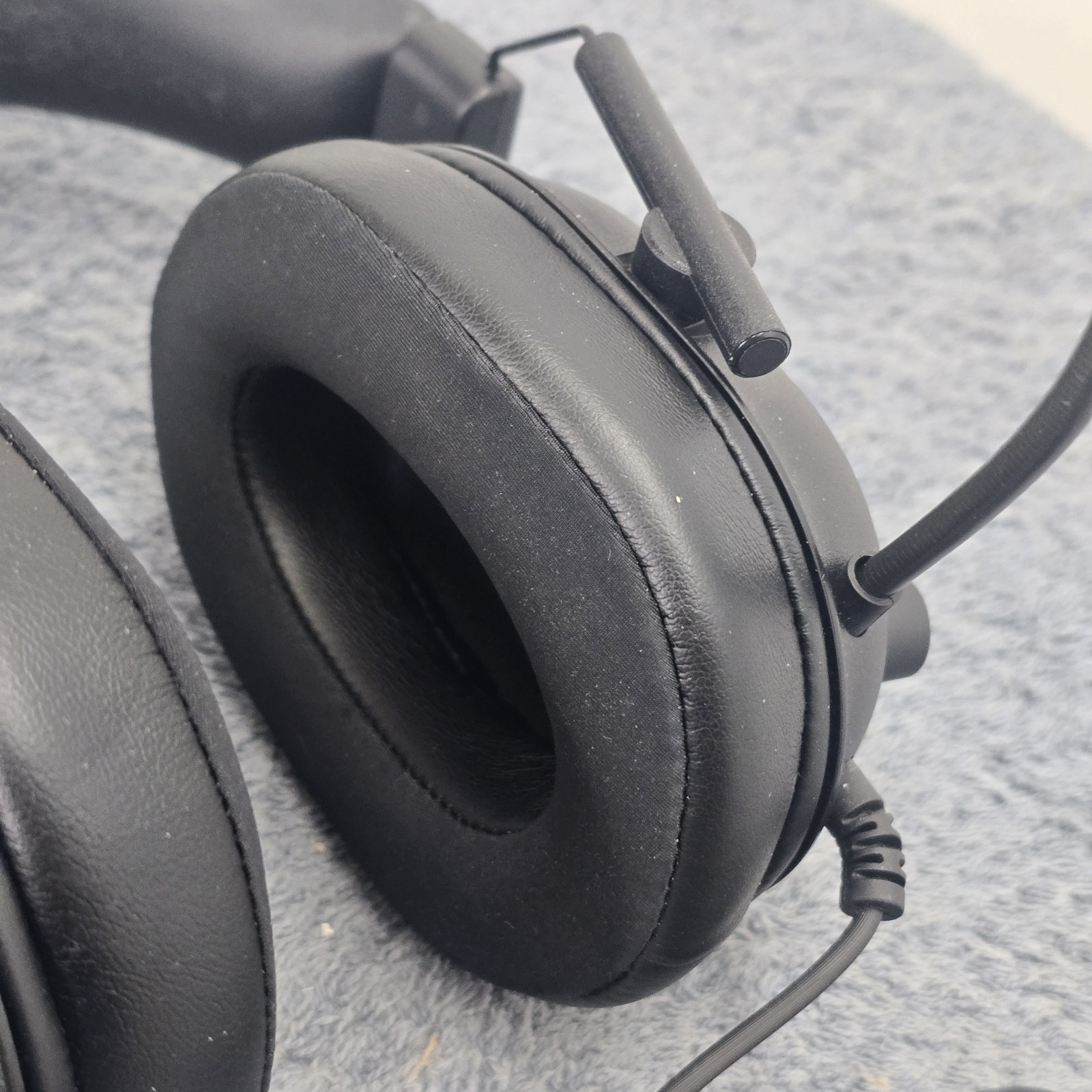 Razer BlackShark V2 X Wired Gaming Headset – Black | 3.5mm PC/PS5/Xbox | Grade B
