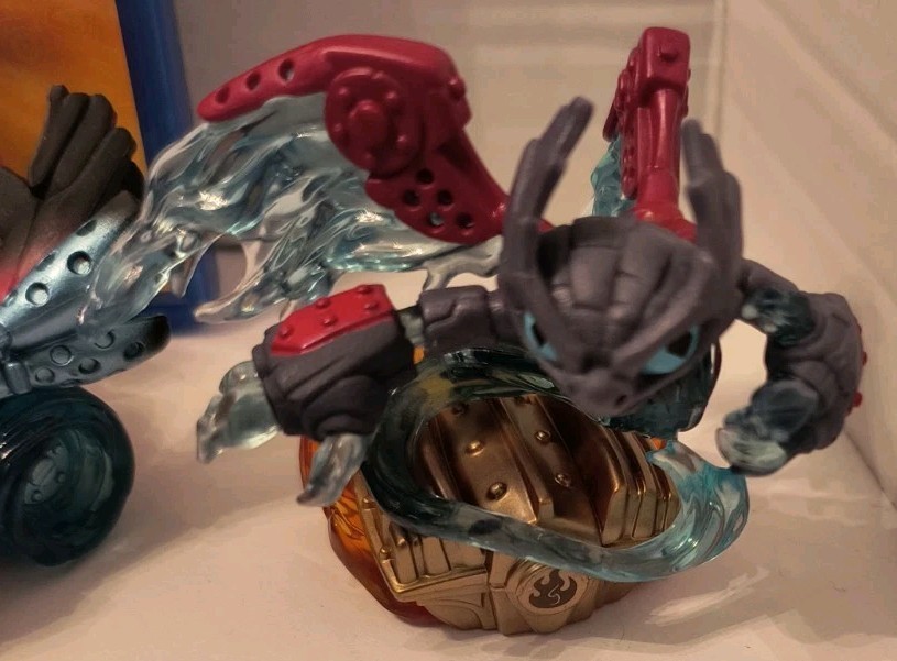Skylanders Superchargers PS4 Starter Pack Game Stealth Elf Hot Streak Spitfire