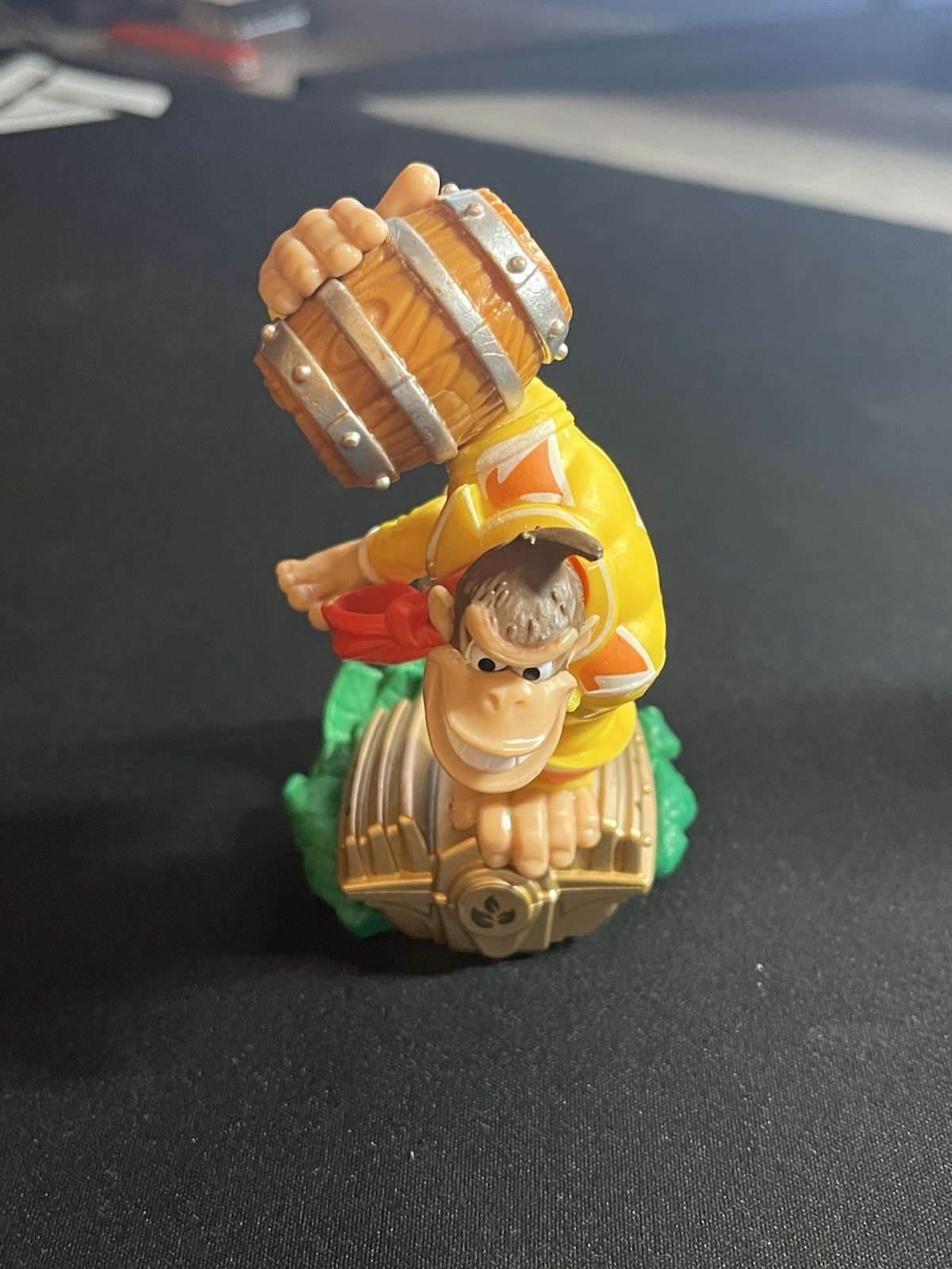 Skylanders Superchargers Turbo Charge Donkey Kong Amiibo and Barrel Blaster