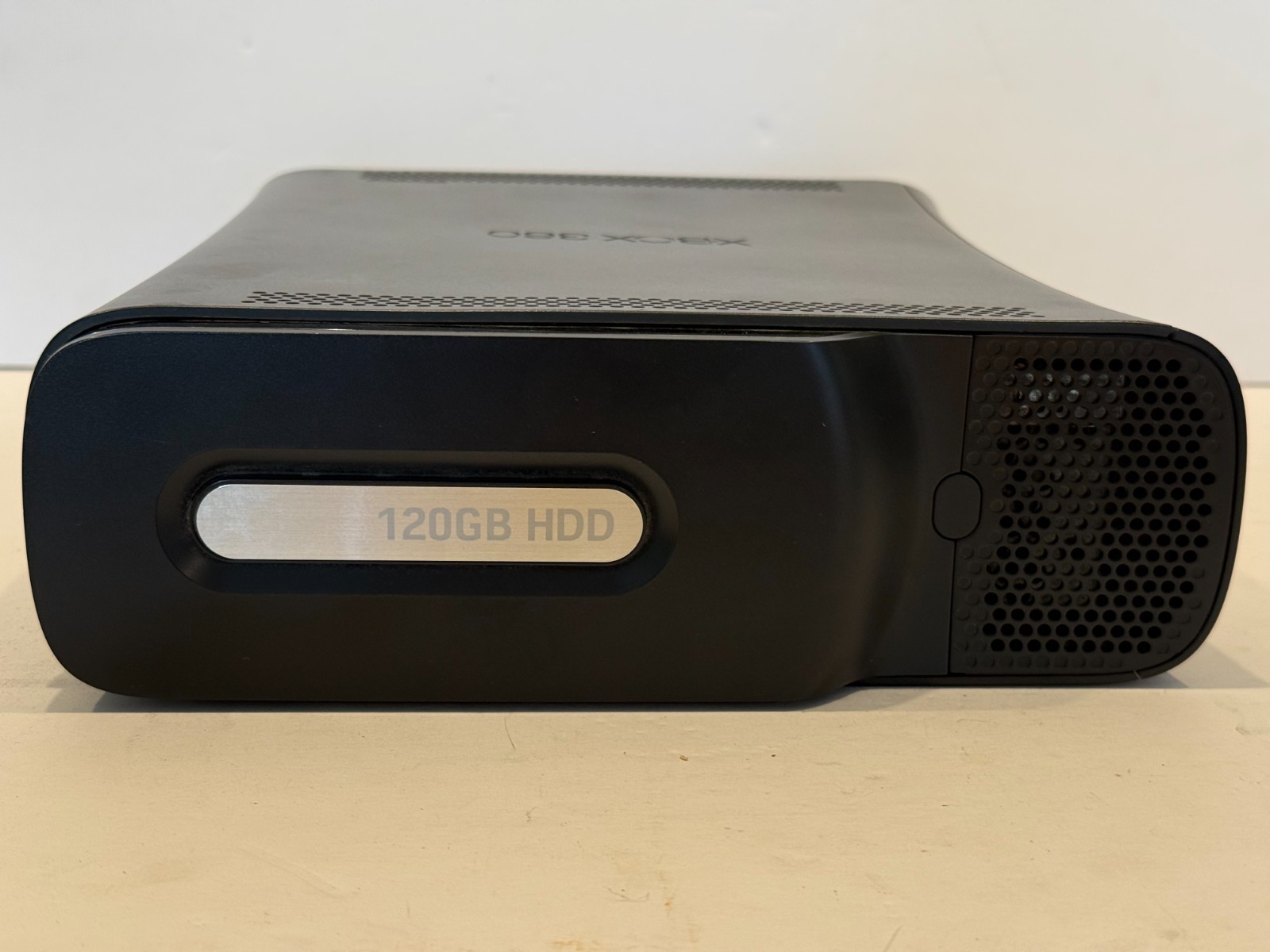 Microsoft Xbox 360 Elite 120GB Console w/ Controller Power Supply & AV Cables