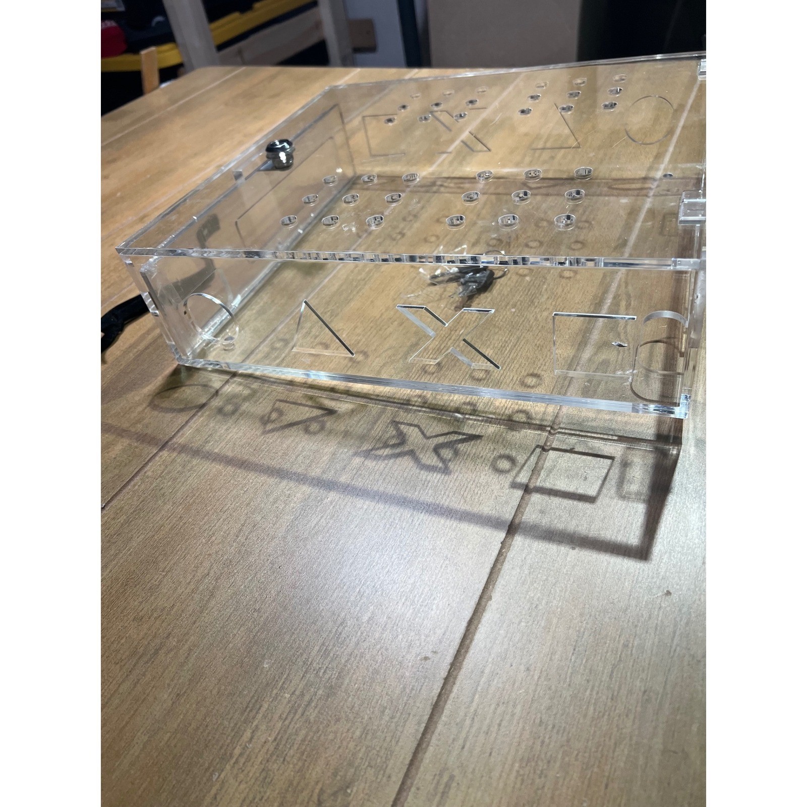 PlayStation 4 PS4 Acrylic Security Display Case with Lock and Keys Clear