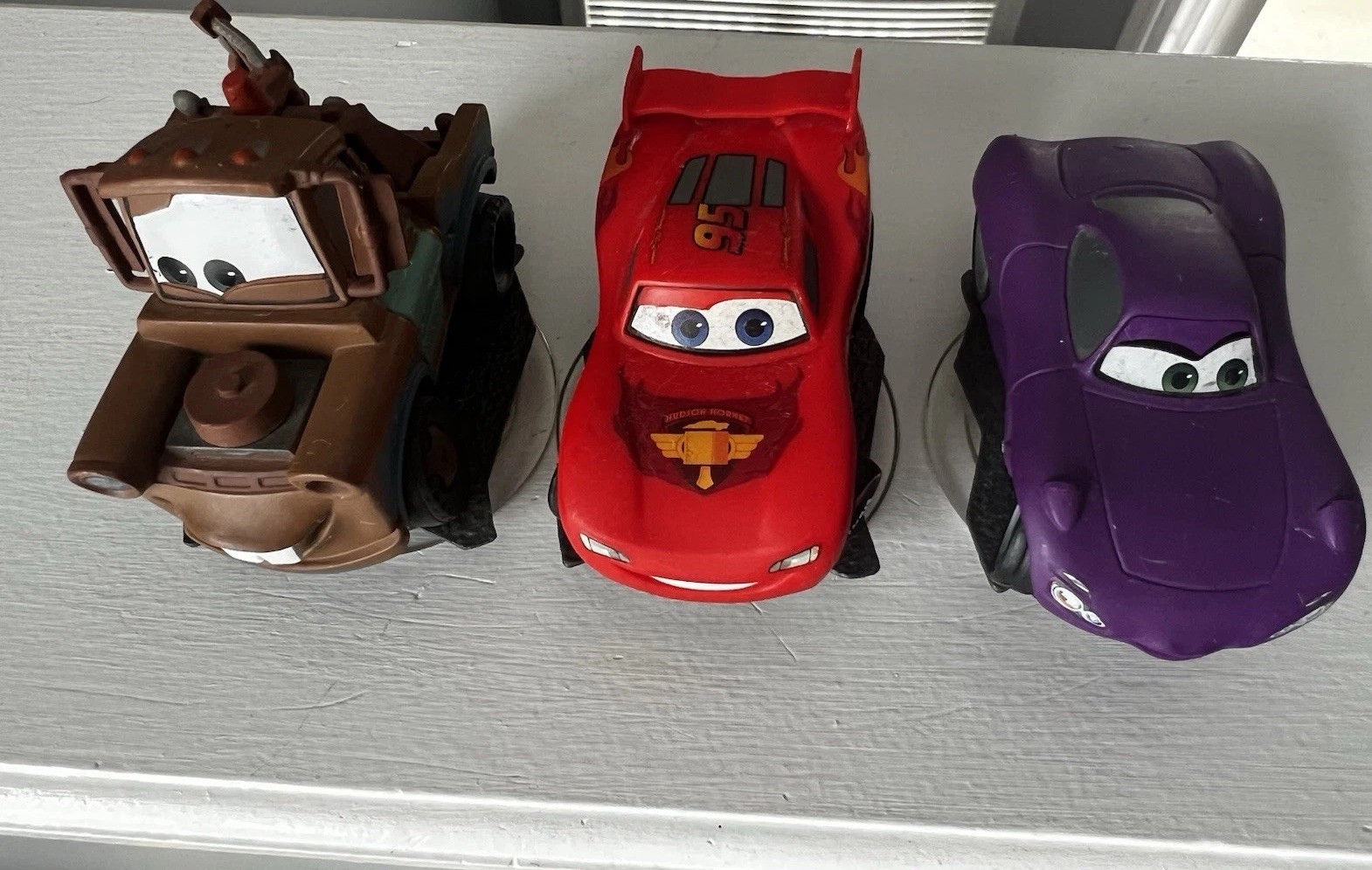 Disney Infinity Cars Figure Lot 3 – Tow Mater, Lightning McQueen Holly Shiftwell