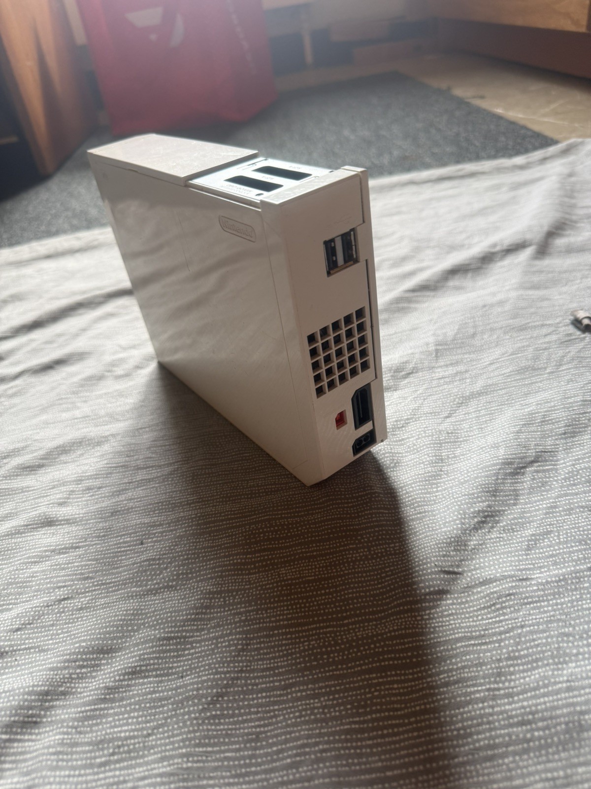 Nintendo Wii Console White For Parts Or Repair Not Sure If Work Or Not 3897