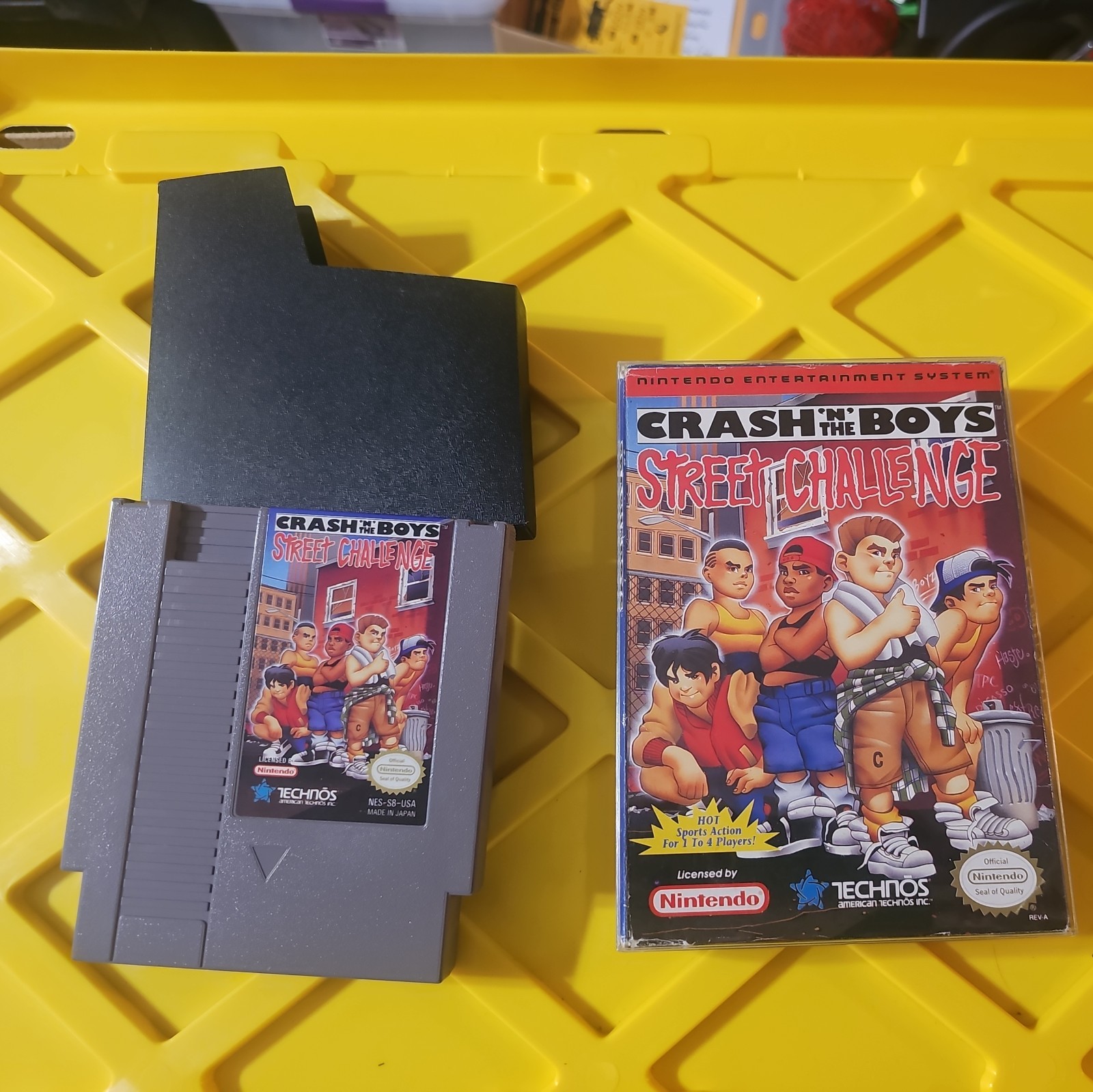 Crash n the Boys Street Challenge Nintendo Entertainment System NES Complete CIB