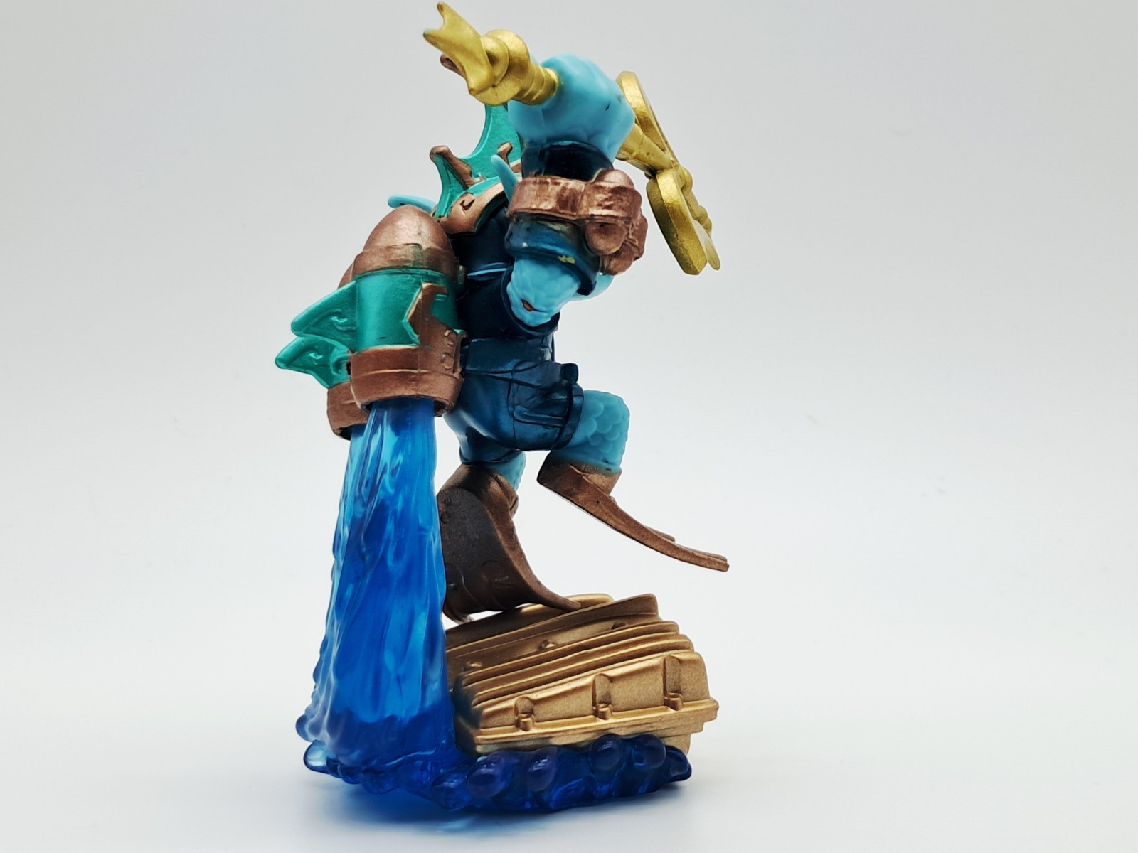 Skylanders SuperChargers Deep Dive Gill Grunt Activision Toy Figure Collectible