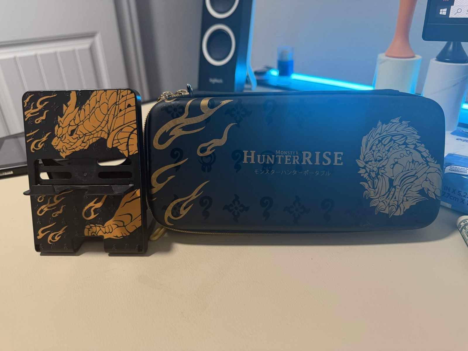 Nintendo Switch Monster Hunter Rise Limited Edition Case W/ Stand