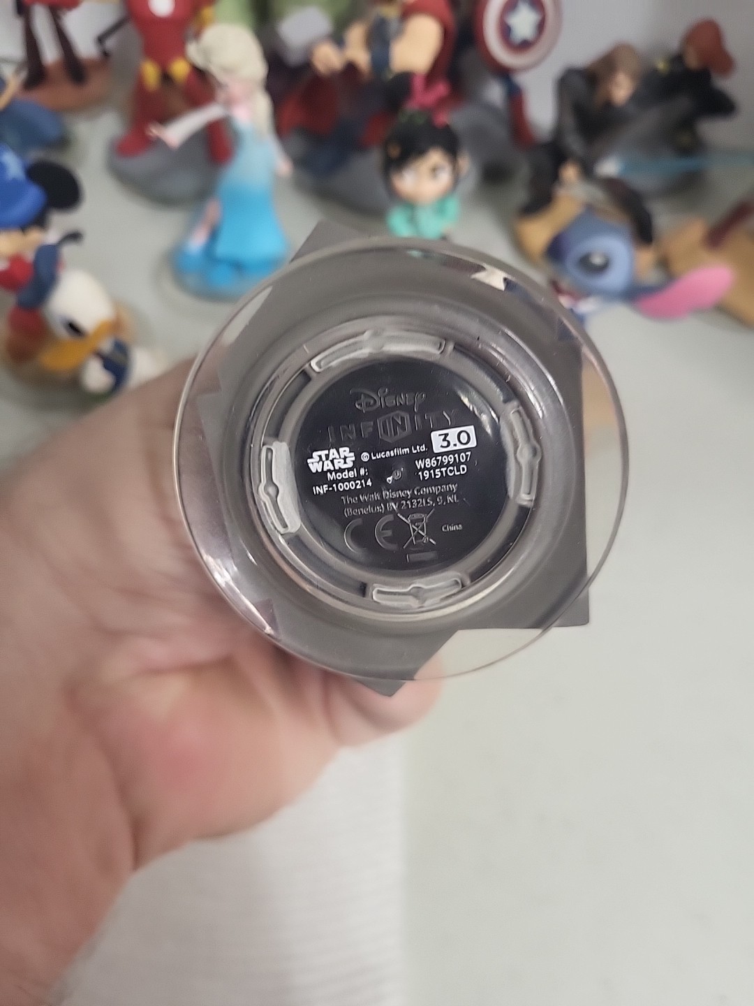 disney infinity 1.0-3.0 game XBOX 360 & Figures, Not Sure What Plays W/ The Game