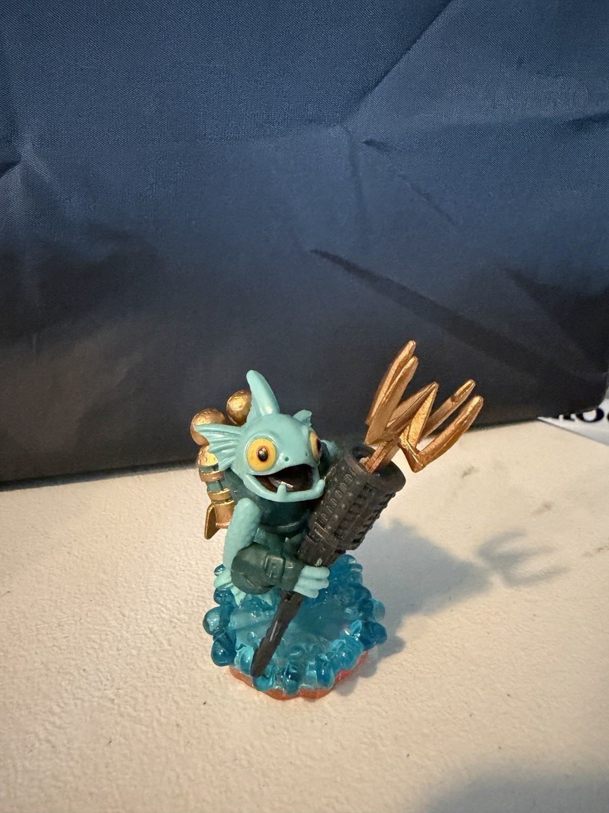 Skylanders Water Element Lot Of 2 -Gill Grunt (Giants)and Zap (Spyro’s series1)￼