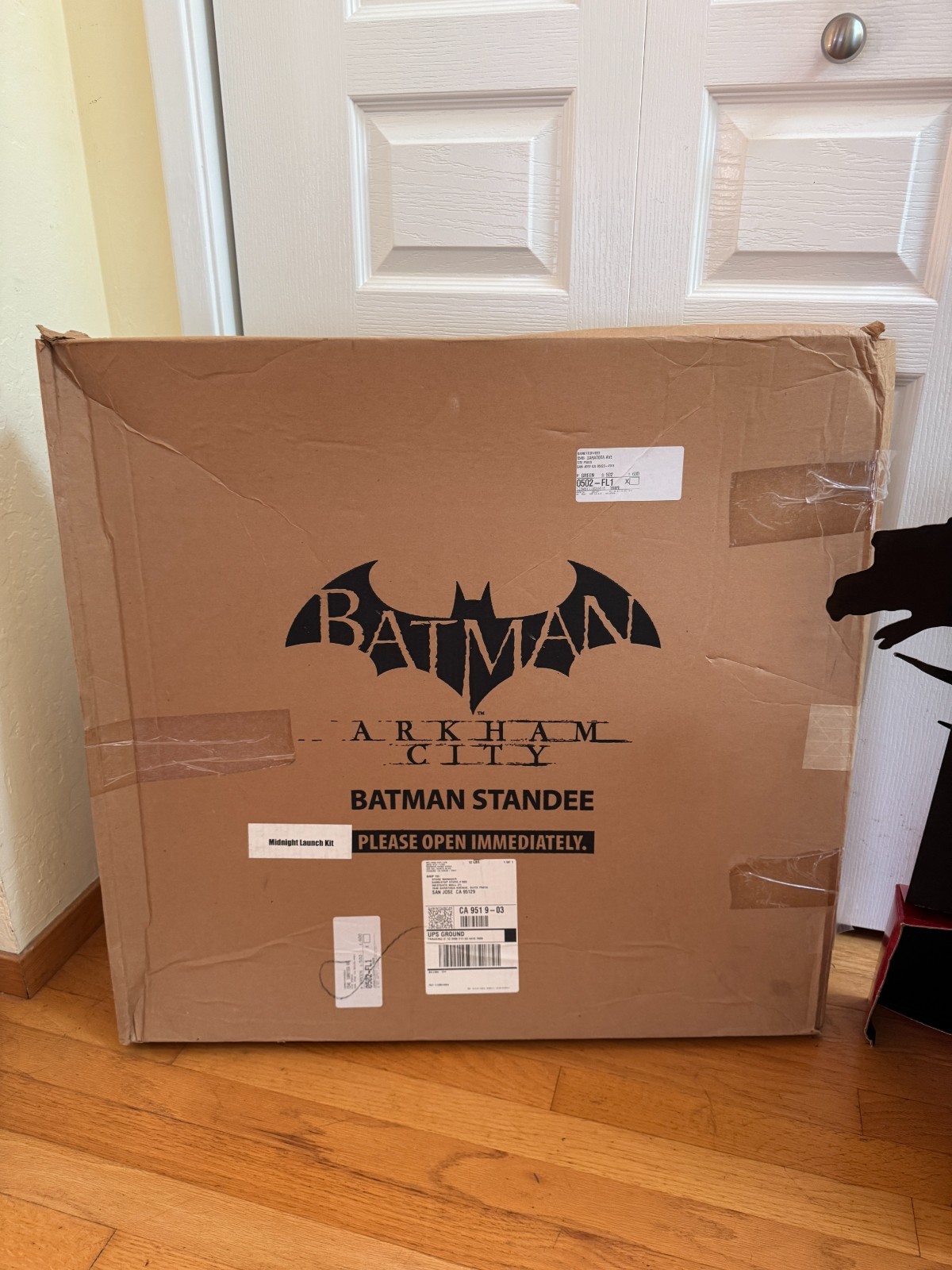 RARE Batman Arkham City 3D Cardboard GameStop Promo Standee Display