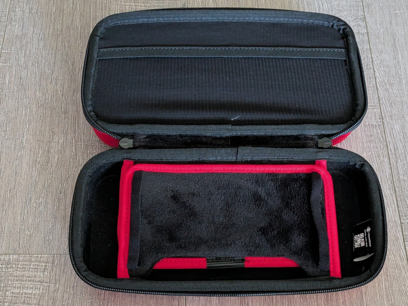 Tomtoc A05-5R01 Red Padded Softshell Canvas Carrying Case for Nintendo Switch