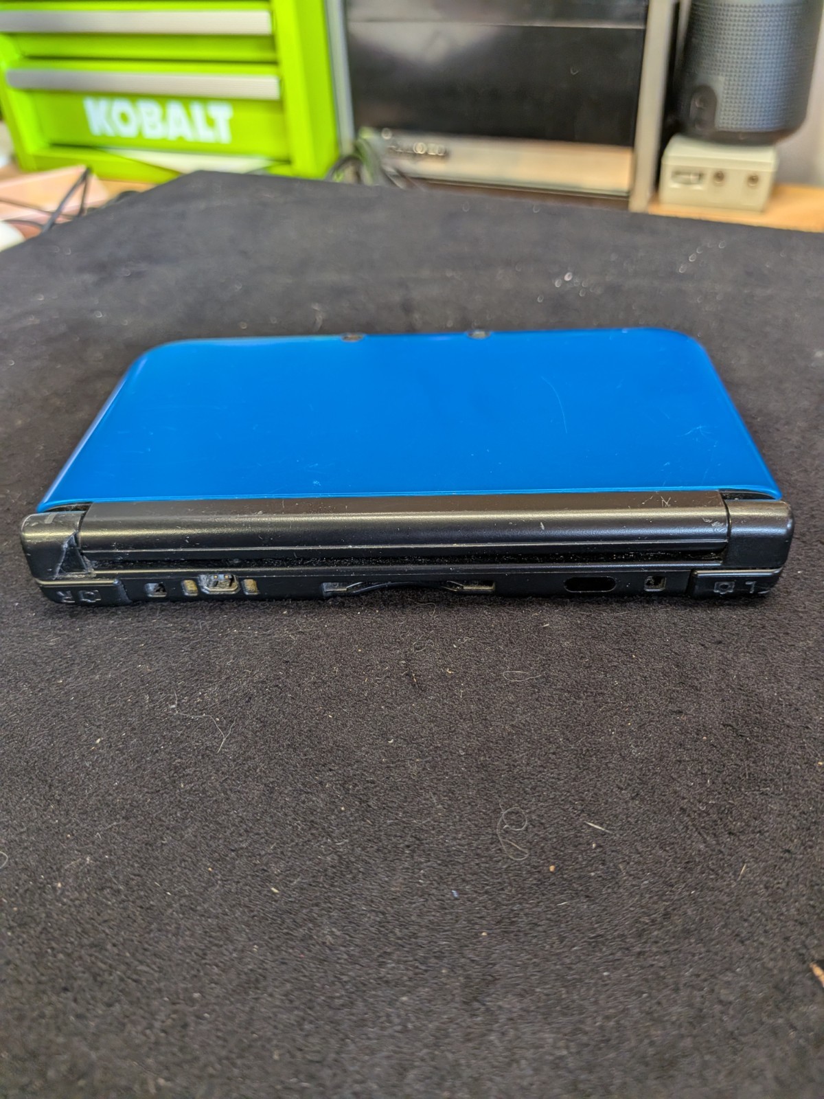 Nintendo 3DS XL Handheld System – Blue/Black