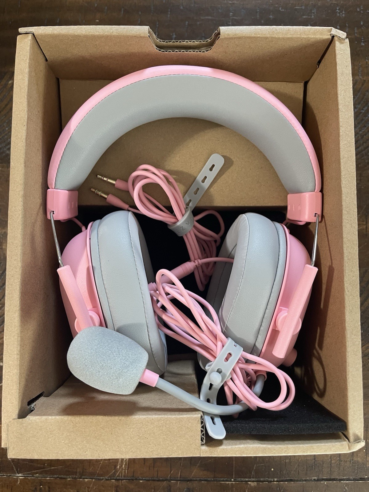 Razer – BlackShark V2 X Wired Gaming Headset – Quartz Pink