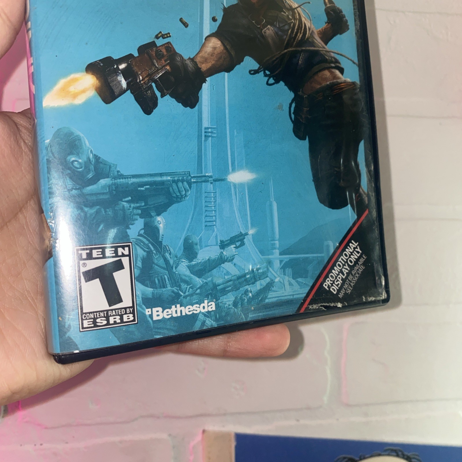 Alice Madness Returns GameStop Preorder Display Only Store Case RARE HTF