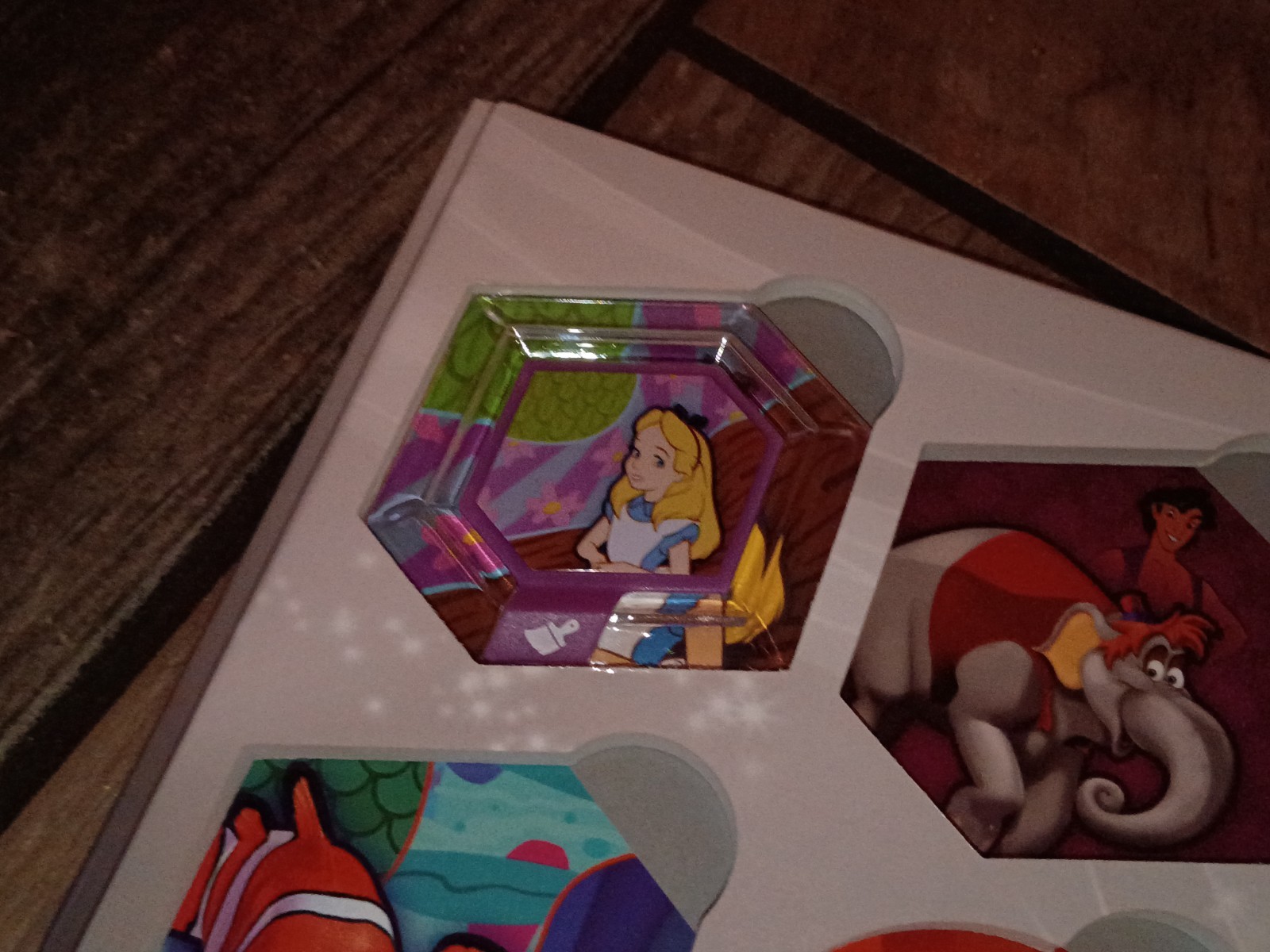 Disney Infinity Power Disc album with 4 disc Lot FREE SHIPPING!