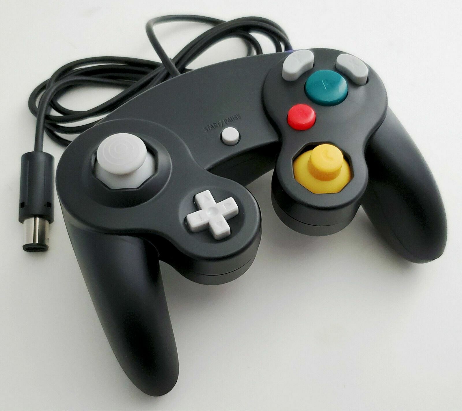 Nintendo GameCube DOL-101 Gaming System SILVER Console 2 Controller Bundle NGC