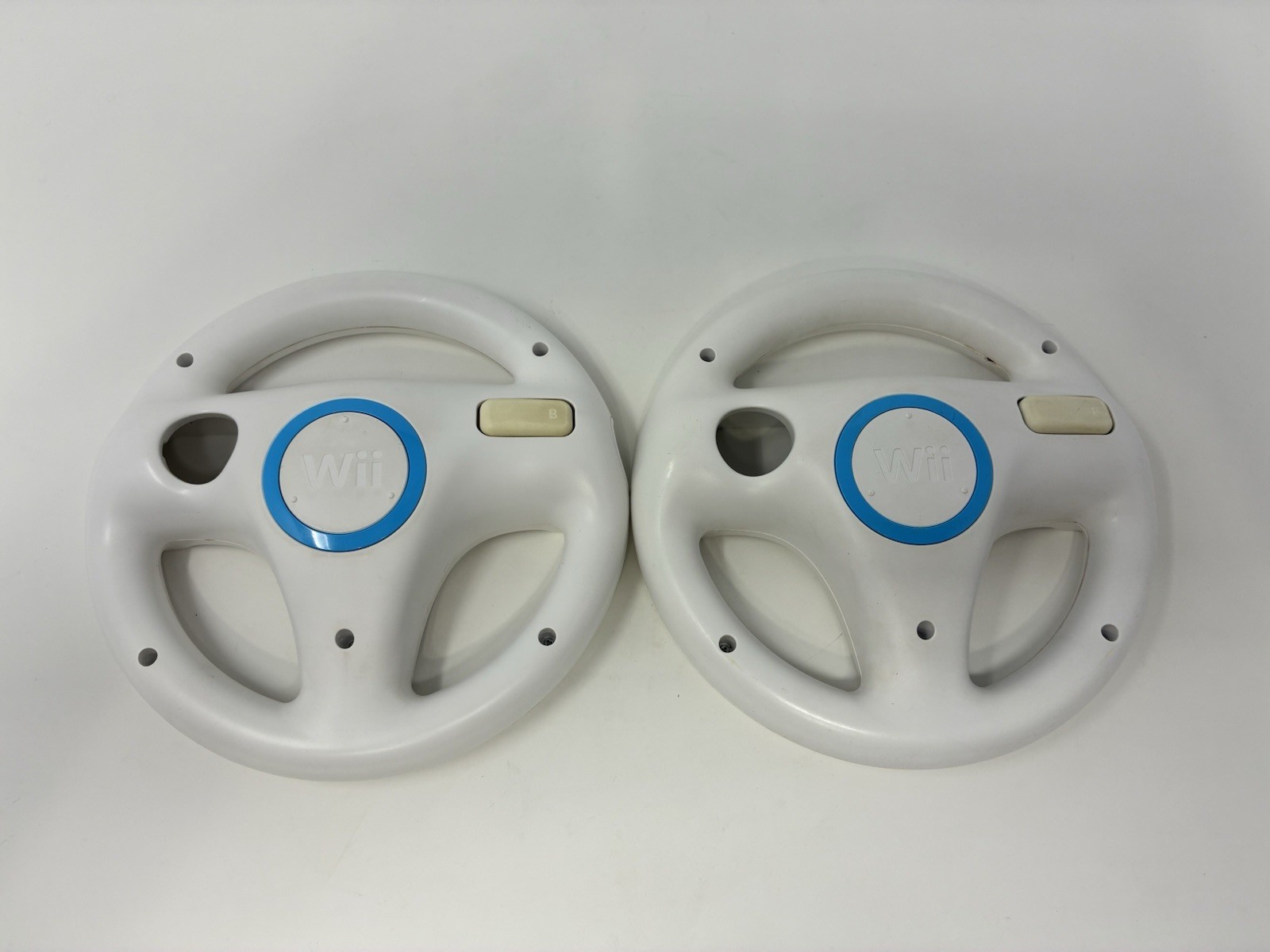 2X Official Nintendo Wii Steering Wheel Mario Kart OEM White RVL-024