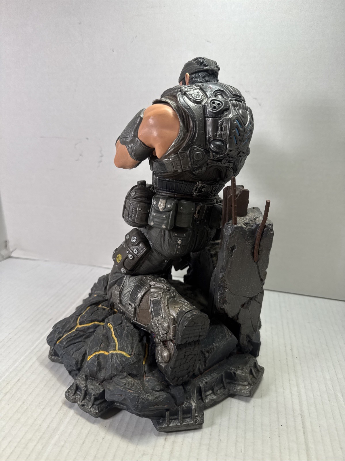 Gears of War 3 Marcus Fenix Collectors Figure Limited Edition Statue Epic Games