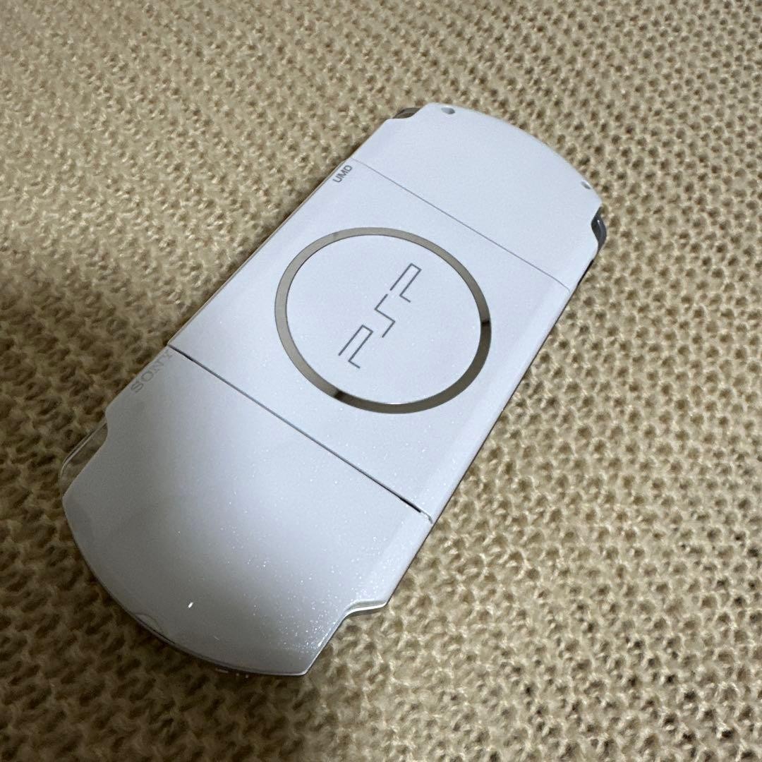 Excellent Sony PSP 3000 Pearl White Tested