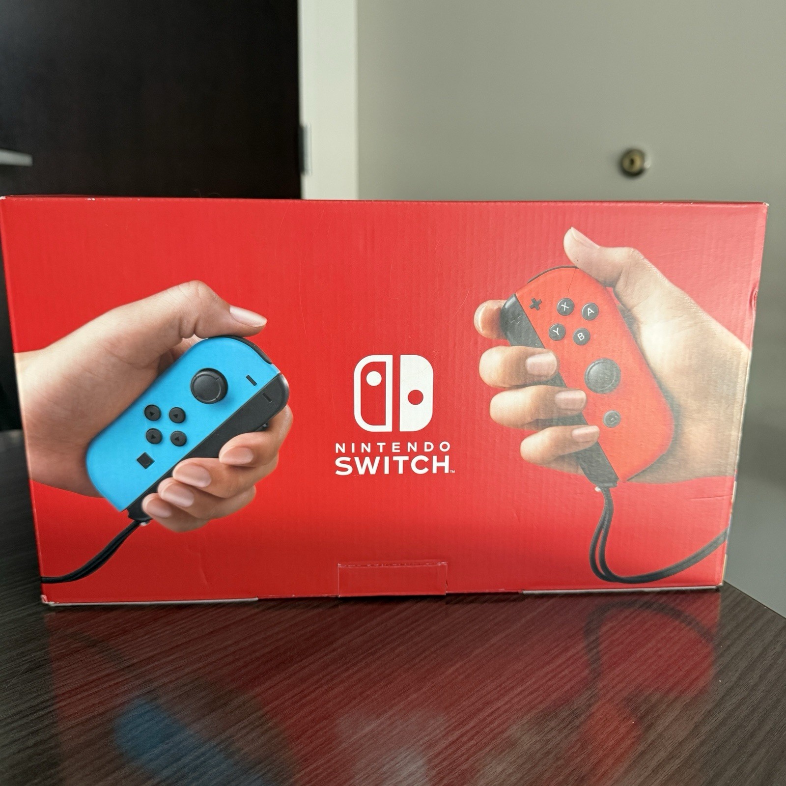 Nintendo Switch HAC-001 Console Neon Blue/Red Joy-Con, Complete Set In Box Xtras