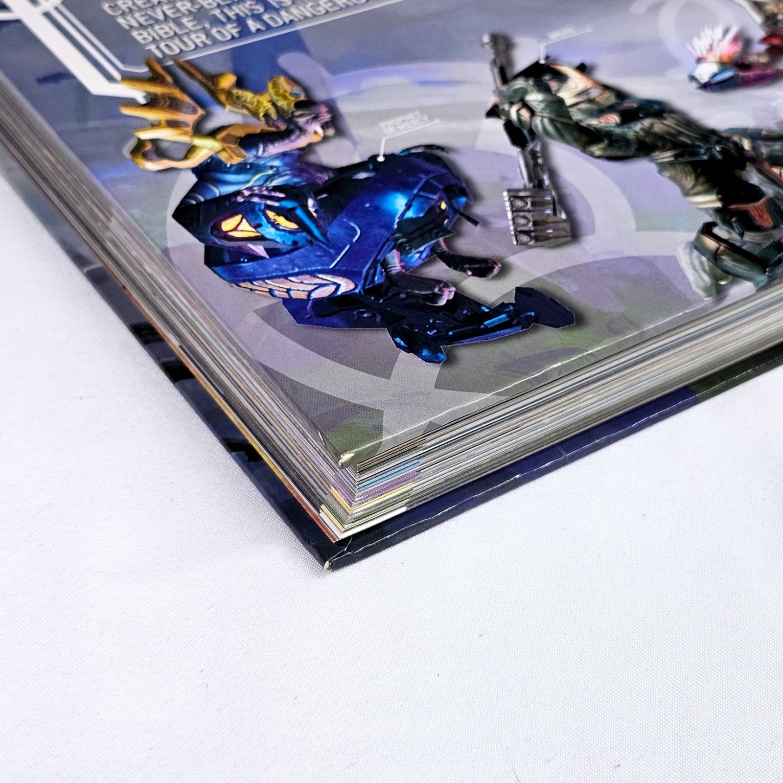Halo Encyclopedia Definitive Guide Hardcover Book DK 343 Industries Xbox 360
