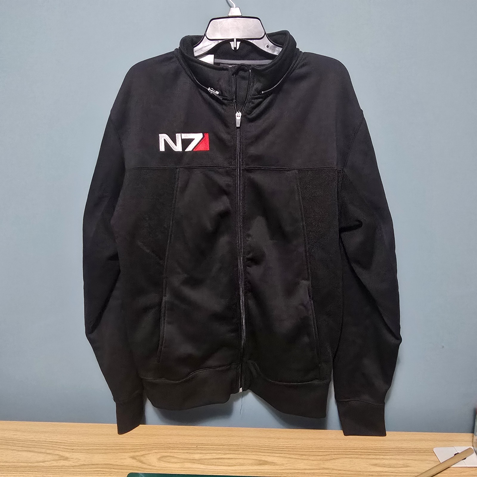 Mass Effect N7 Zippered Jacket Medium – Vintage BioWare Hoodie (No Hood)