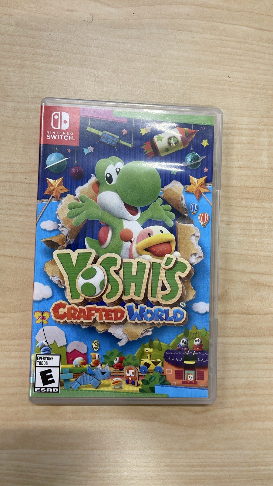 Nintendo Switch Yoshi’s Crafted World 2019 Game and Case